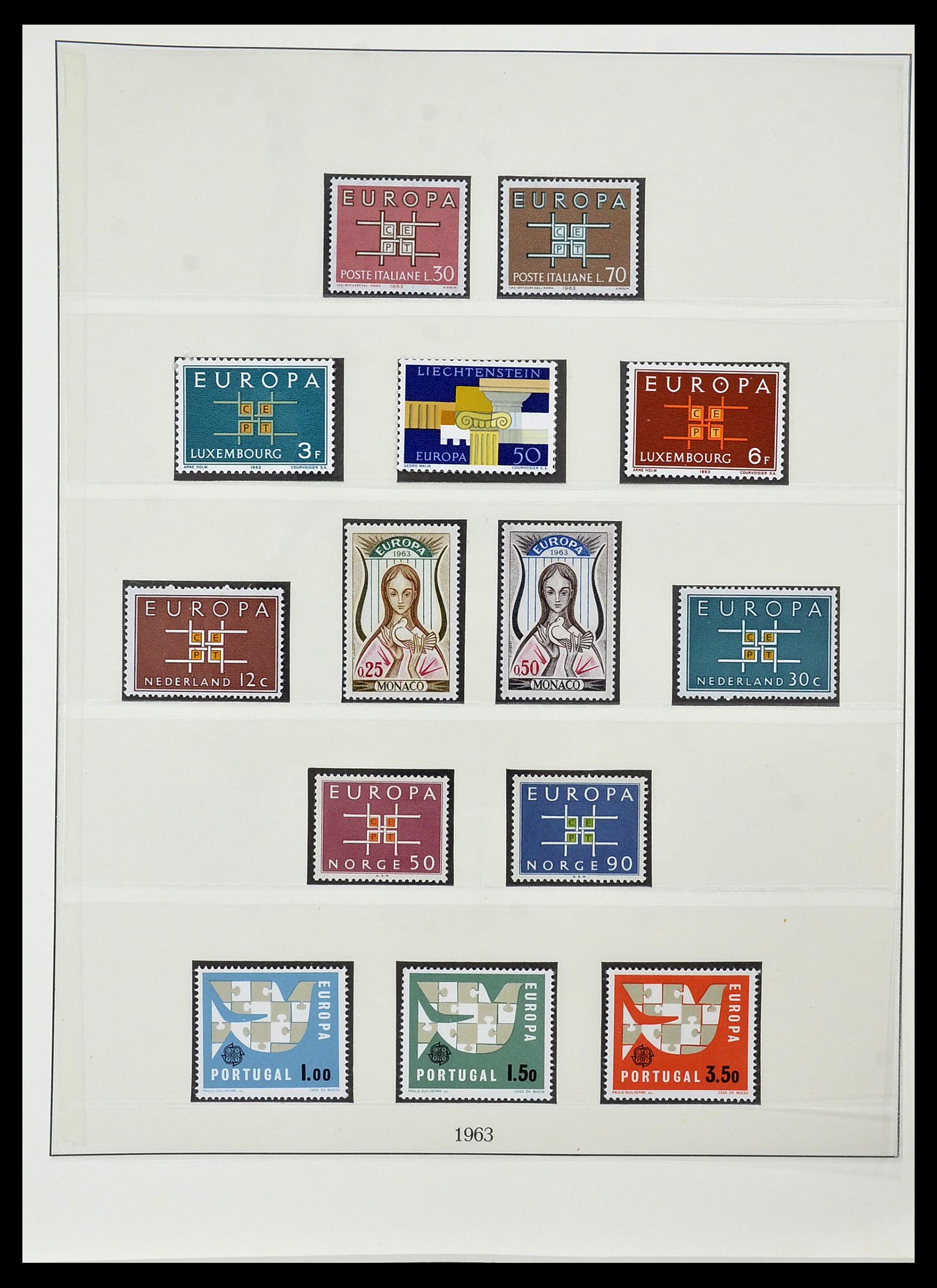 34574 014 - Postzegelverzameling 34574 Europa CEPT 1956-1974.
