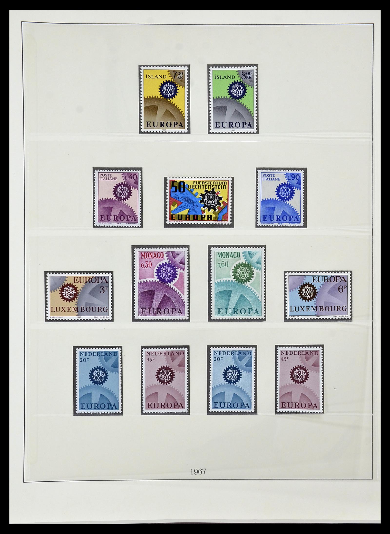 34574 026 - Postzegelverzameling 34574 Europa CEPT 1956-1974.