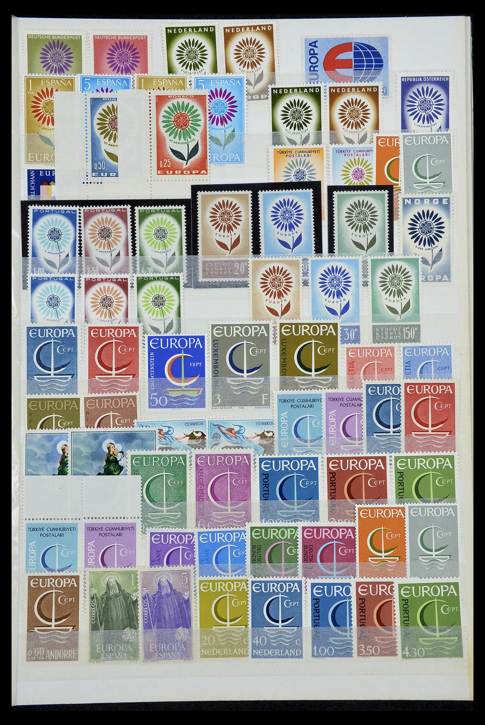34575 005 - Postzegelverzameling 34575 Europa CEPT 1949-2004.