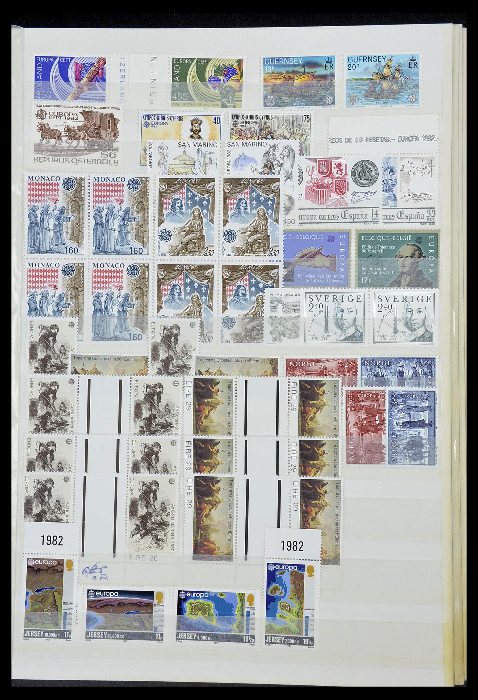 34575 023 - Postzegelverzameling 34575 Europa CEPT 1949-2004.