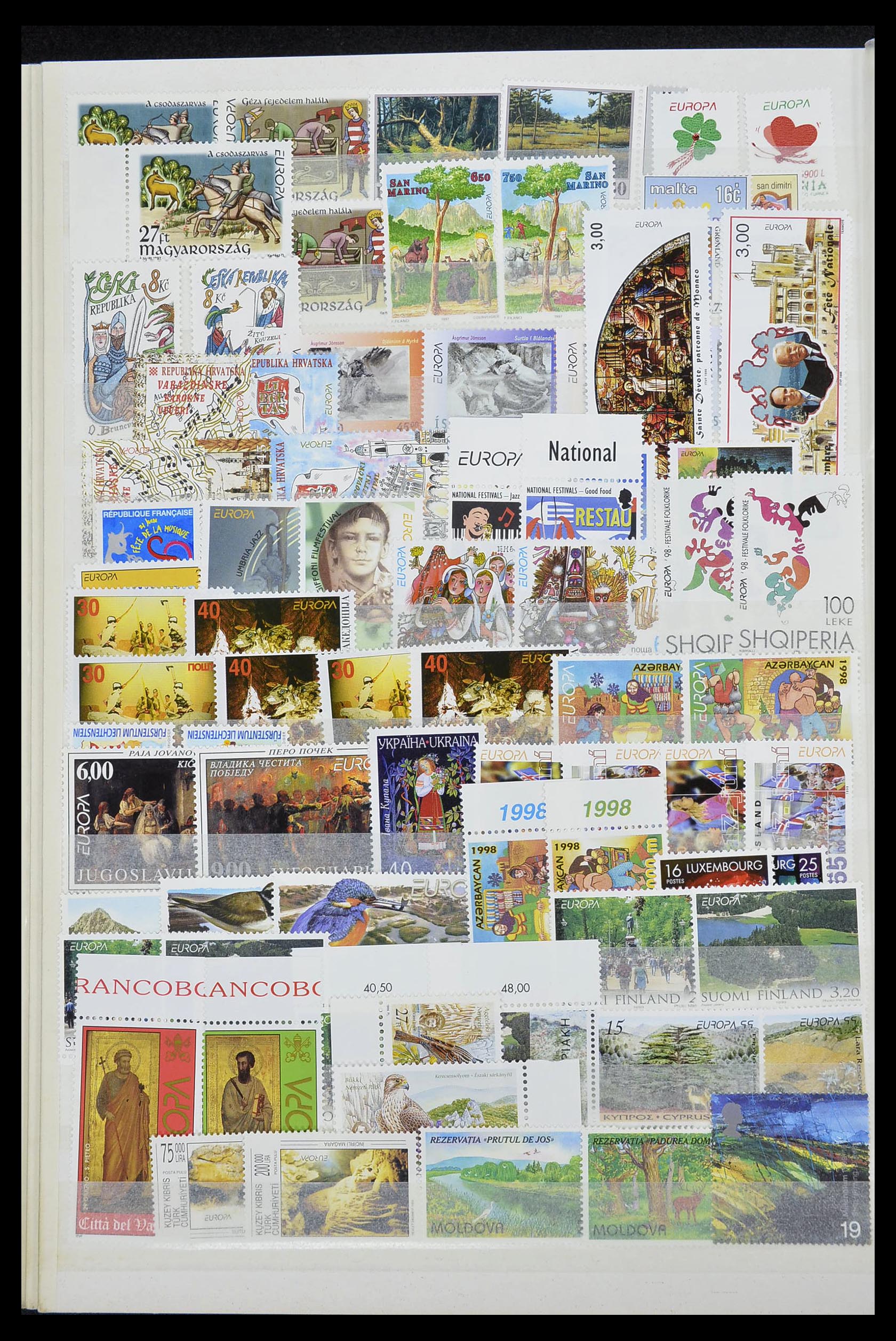 34575 056 - Postzegelverzameling 34575 Europa CEPT 1949-2004.