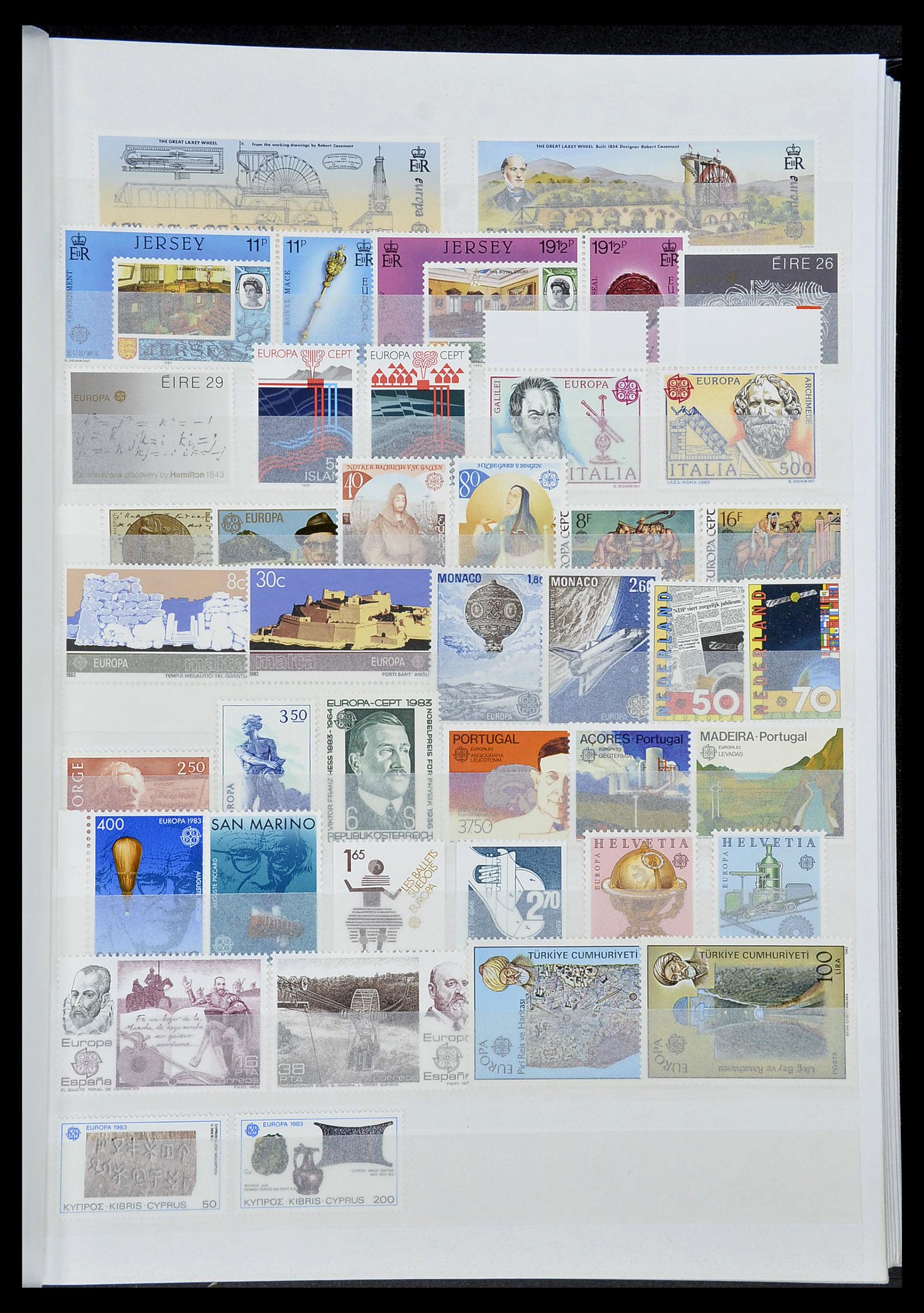 34576 025 - Postzegelverzameling 34576 Europa CEPT 1956-1992.