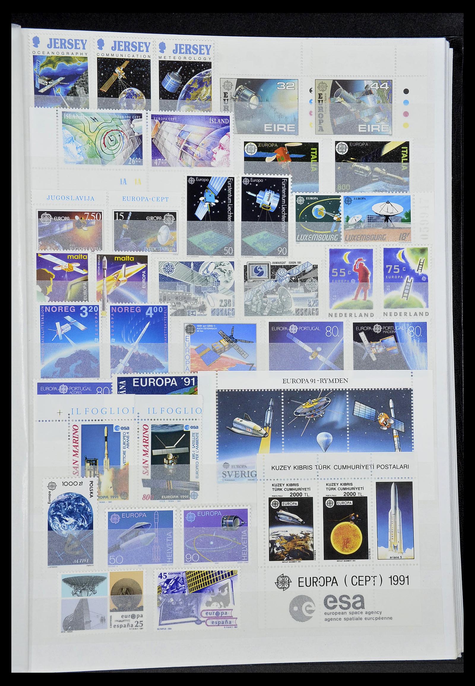34576 039 - Postzegelverzameling 34576 Europa CEPT 1956-1992.