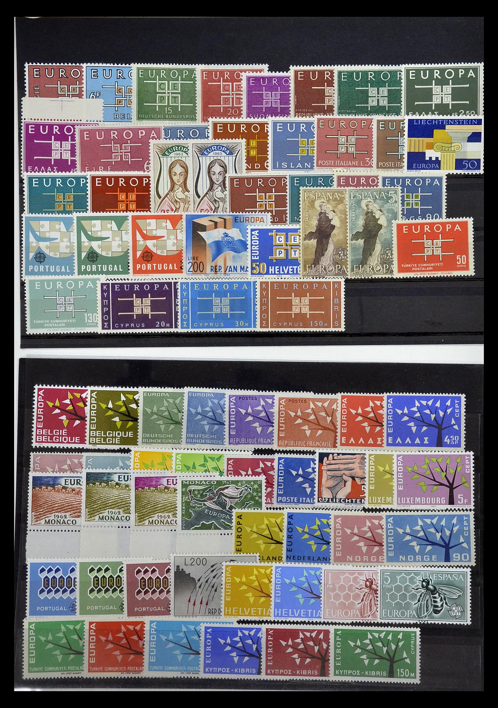 34577 288 - Postzegelverzameling 34577 Europa CEPT 1956-1992.