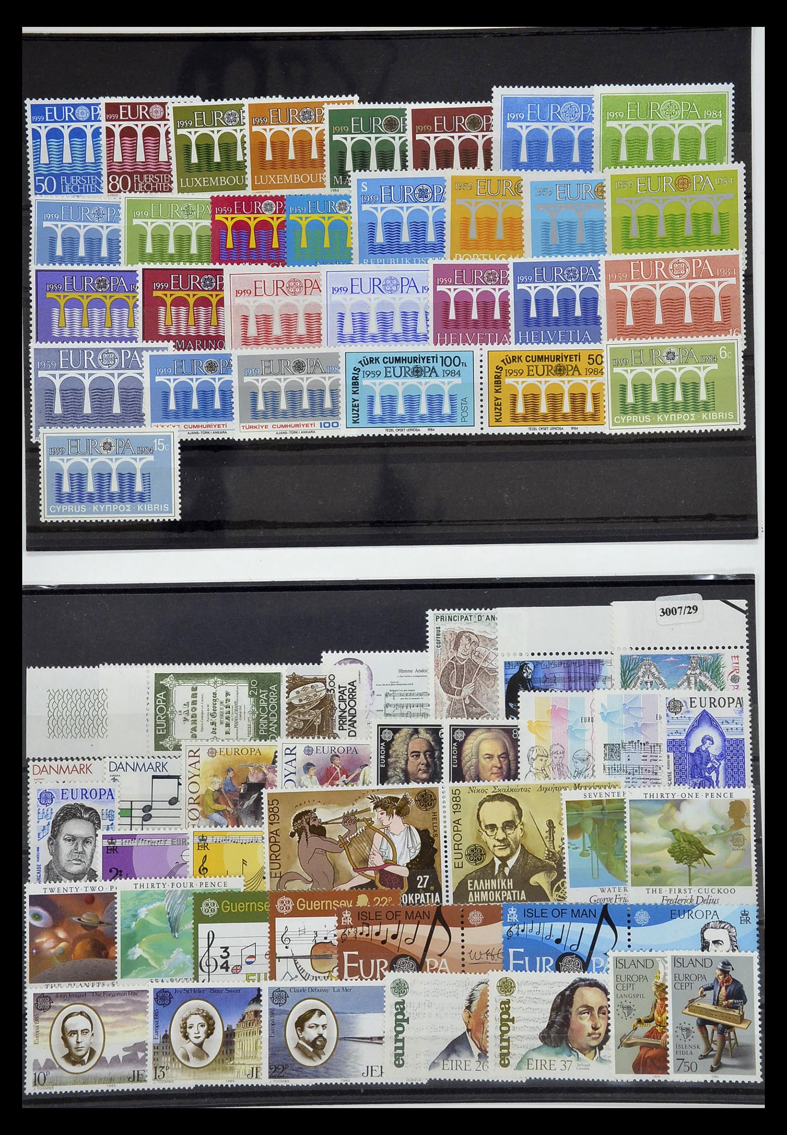 34577 335 - Postzegelverzameling 34577 Europa CEPT 1956-1992.
