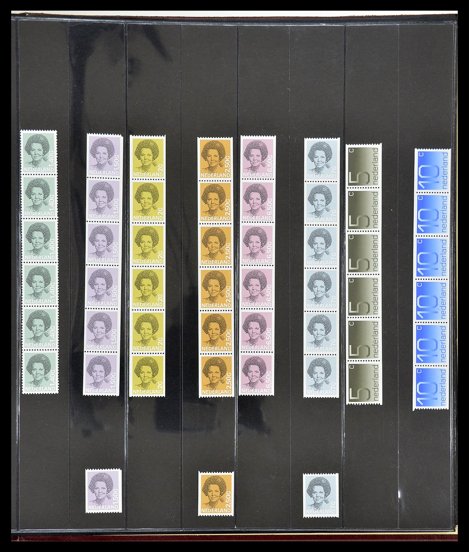 34589 011 - Postzegelverzameling 34589 Nederland rolzegels 1965-1995.