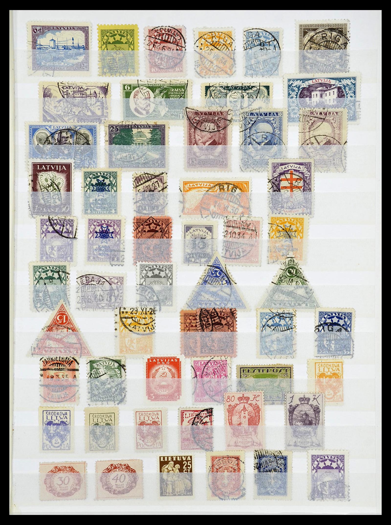 34609 106 - Postzegelverzameling 34609 Baltische Staten 1918-1990.