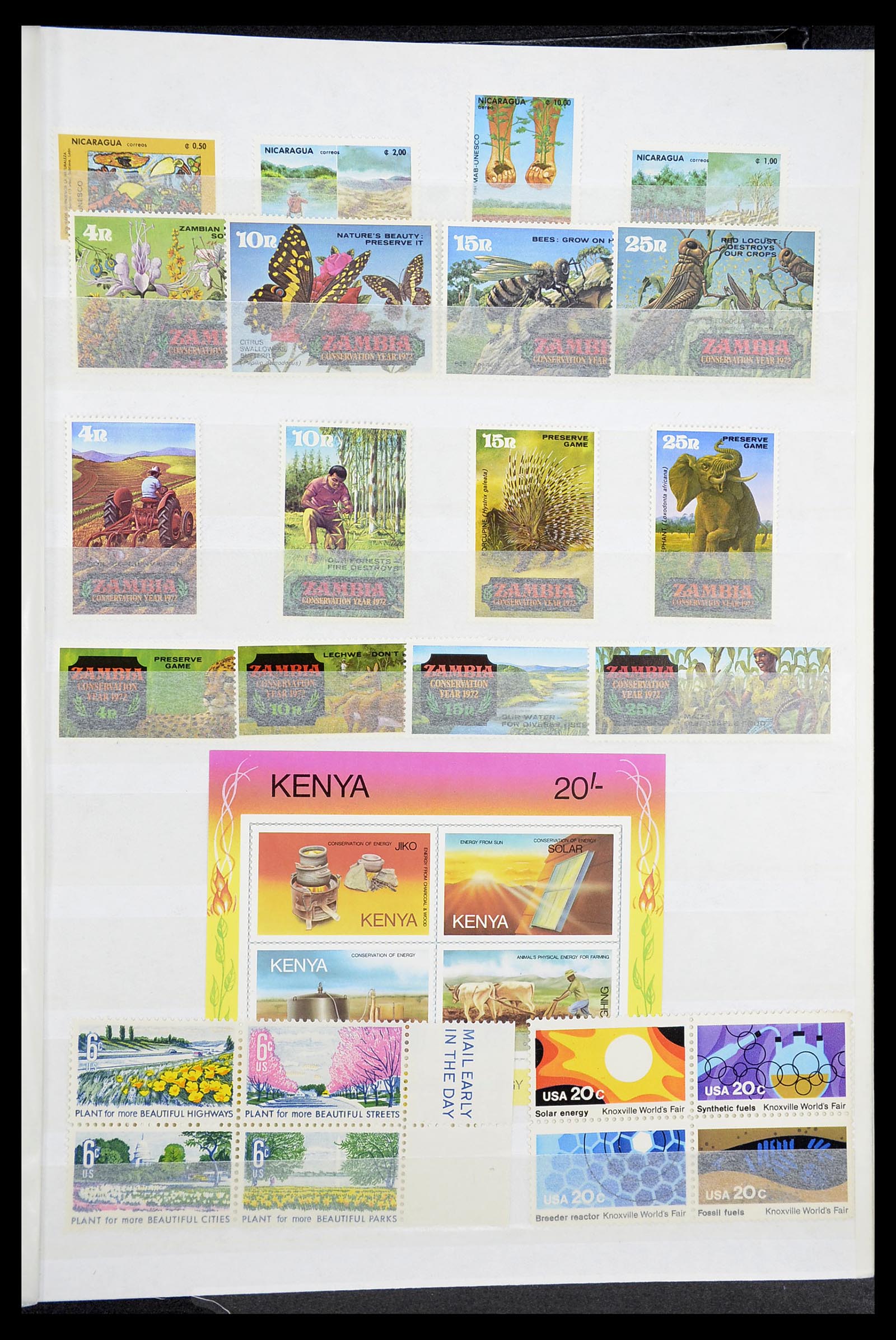 34611 009 - Postzegelverzameling 34611 Motief dieren 1960-2000.