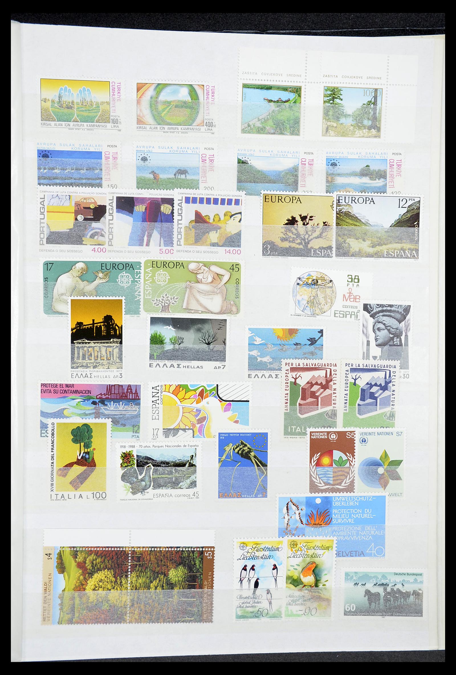 34611 027 - Postzegelverzameling 34611 Motief dieren 1960-2000.
