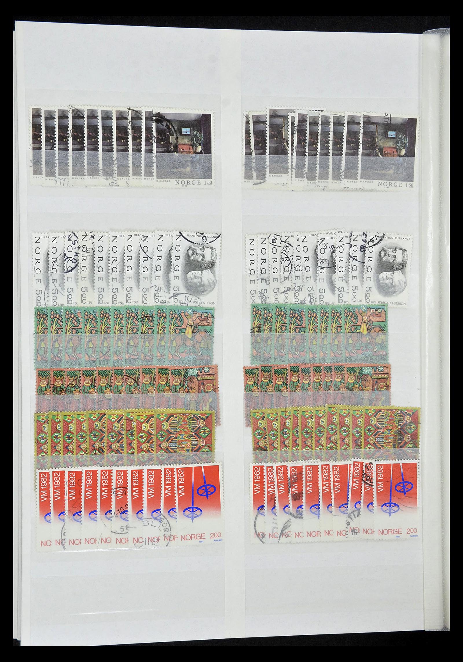 34616 030 - Postzegelverzameling 34616 Noorwegen 1970-2014.