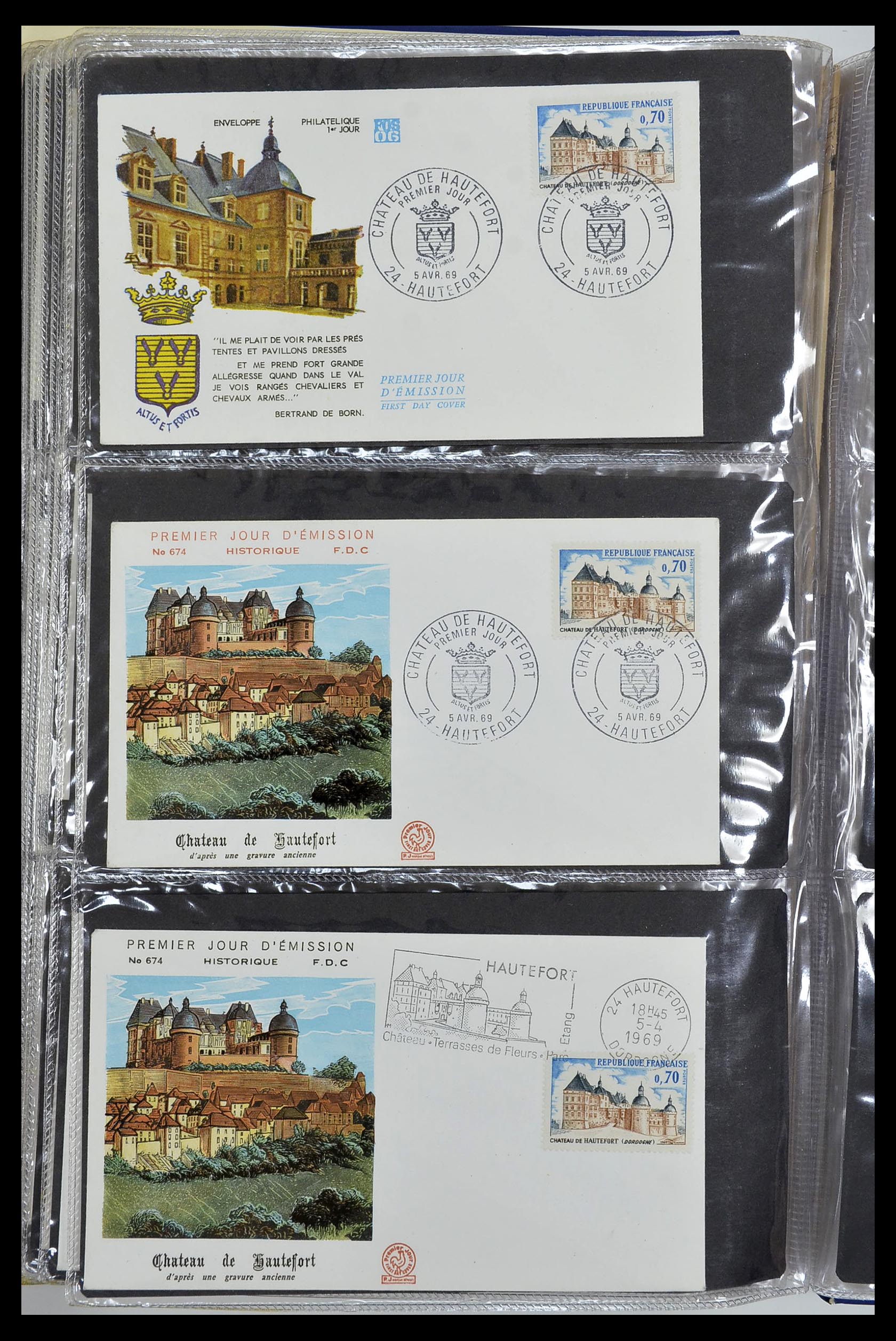 34621 030 - Stamp Collection 34621 France FDC's 1956-1982.