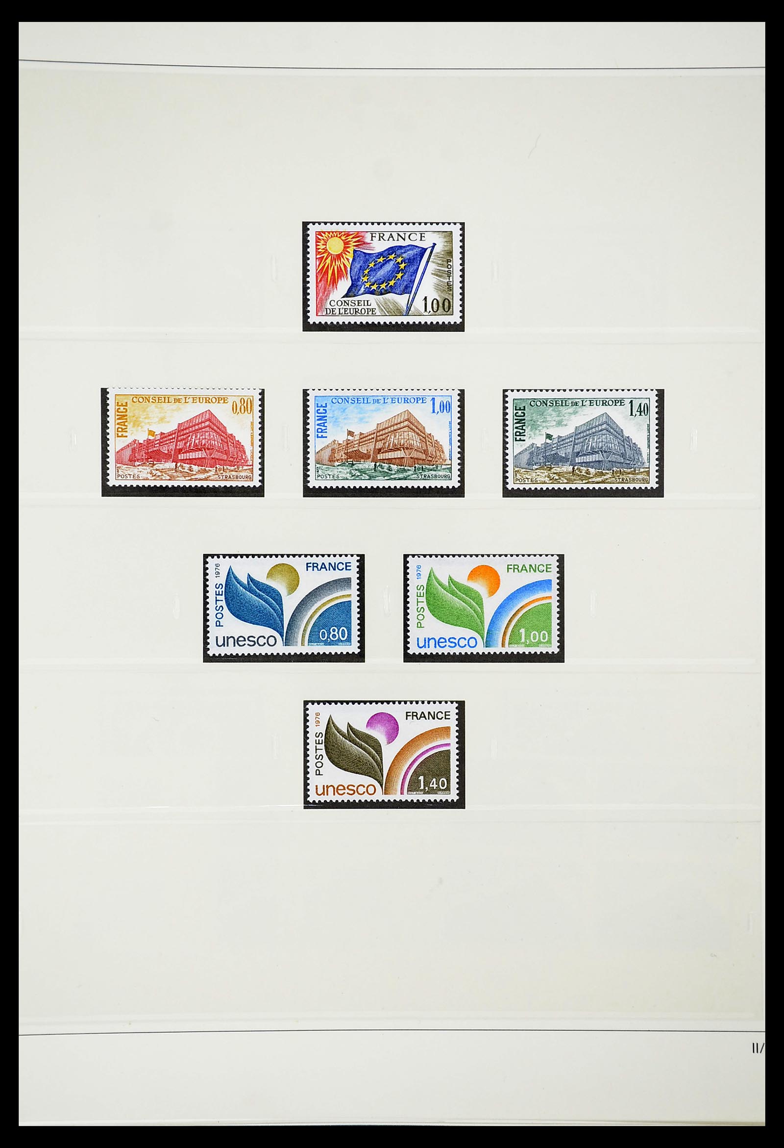 34629 012 - Postzegelverzameling 34629 Frankrijk back of the book 1921-2003.