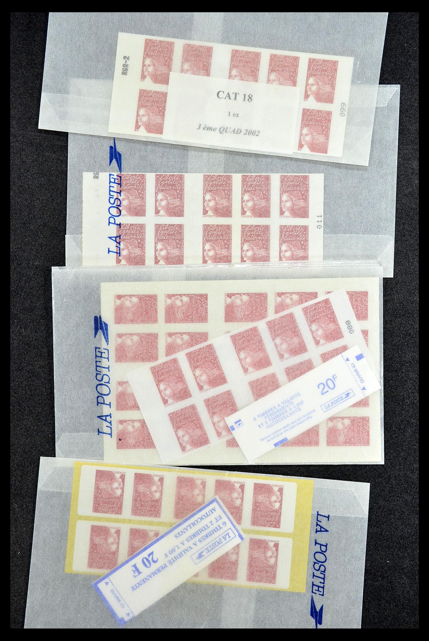 34657 067 - Stamp Collection 34657 France stamp booklets 1952-2011.