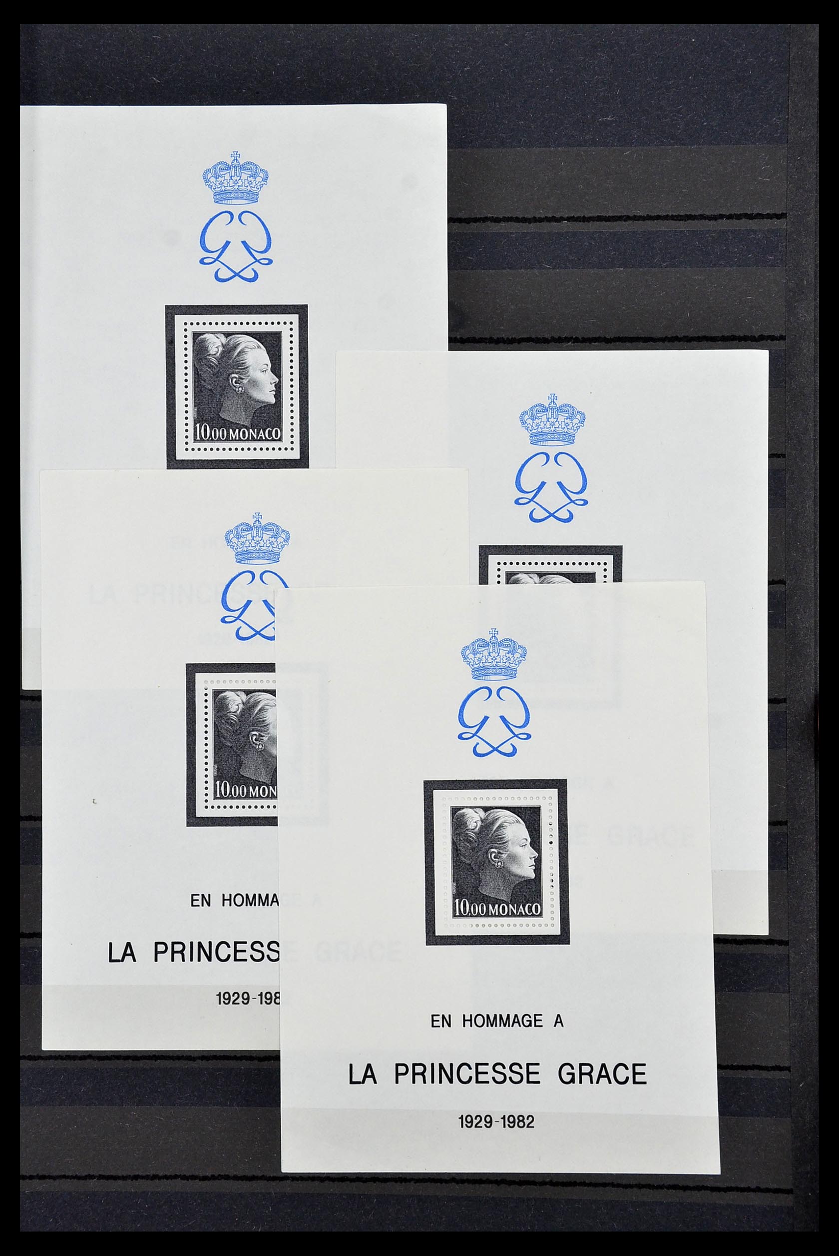 34694 032 - Postzegelverzameling 34694 Monaco 1938-1999.