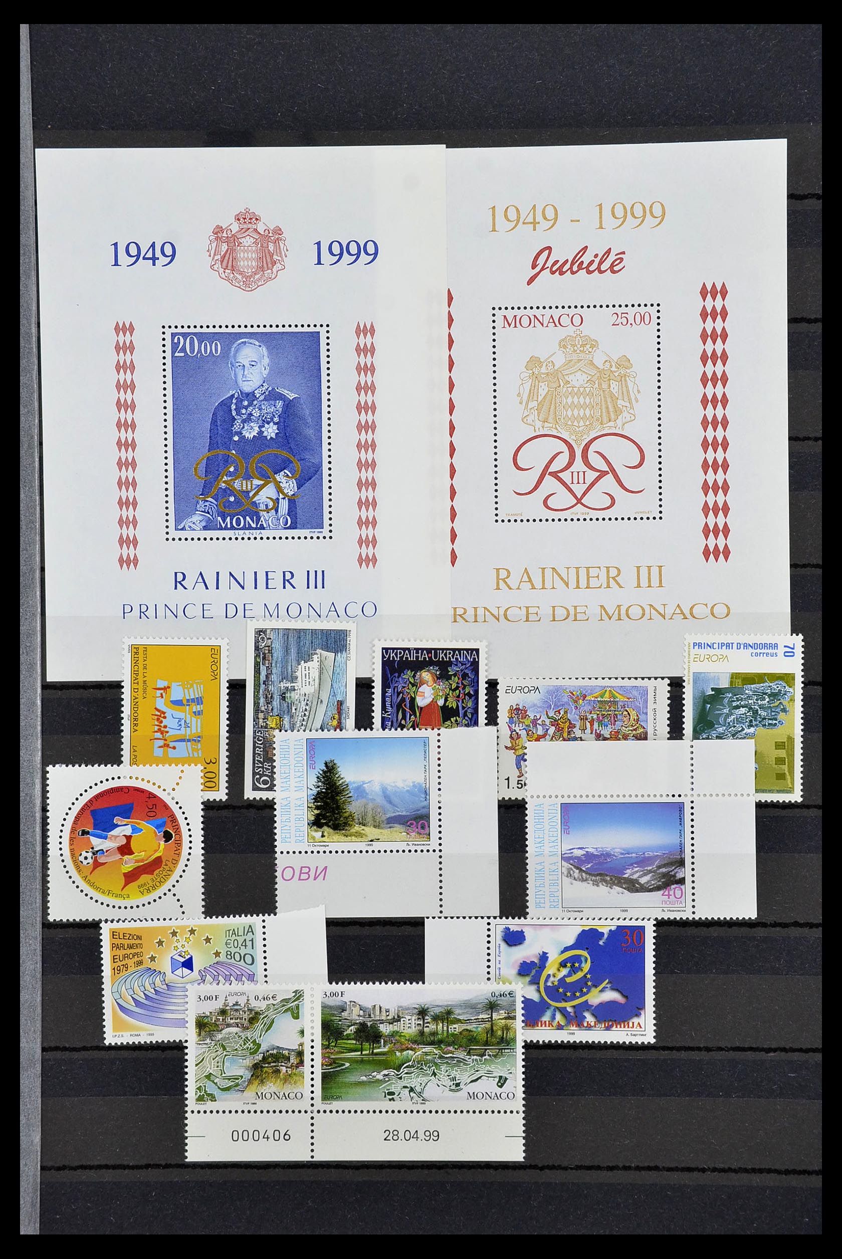 34694 034 - Postzegelverzameling 34694 Monaco 1938-1999.