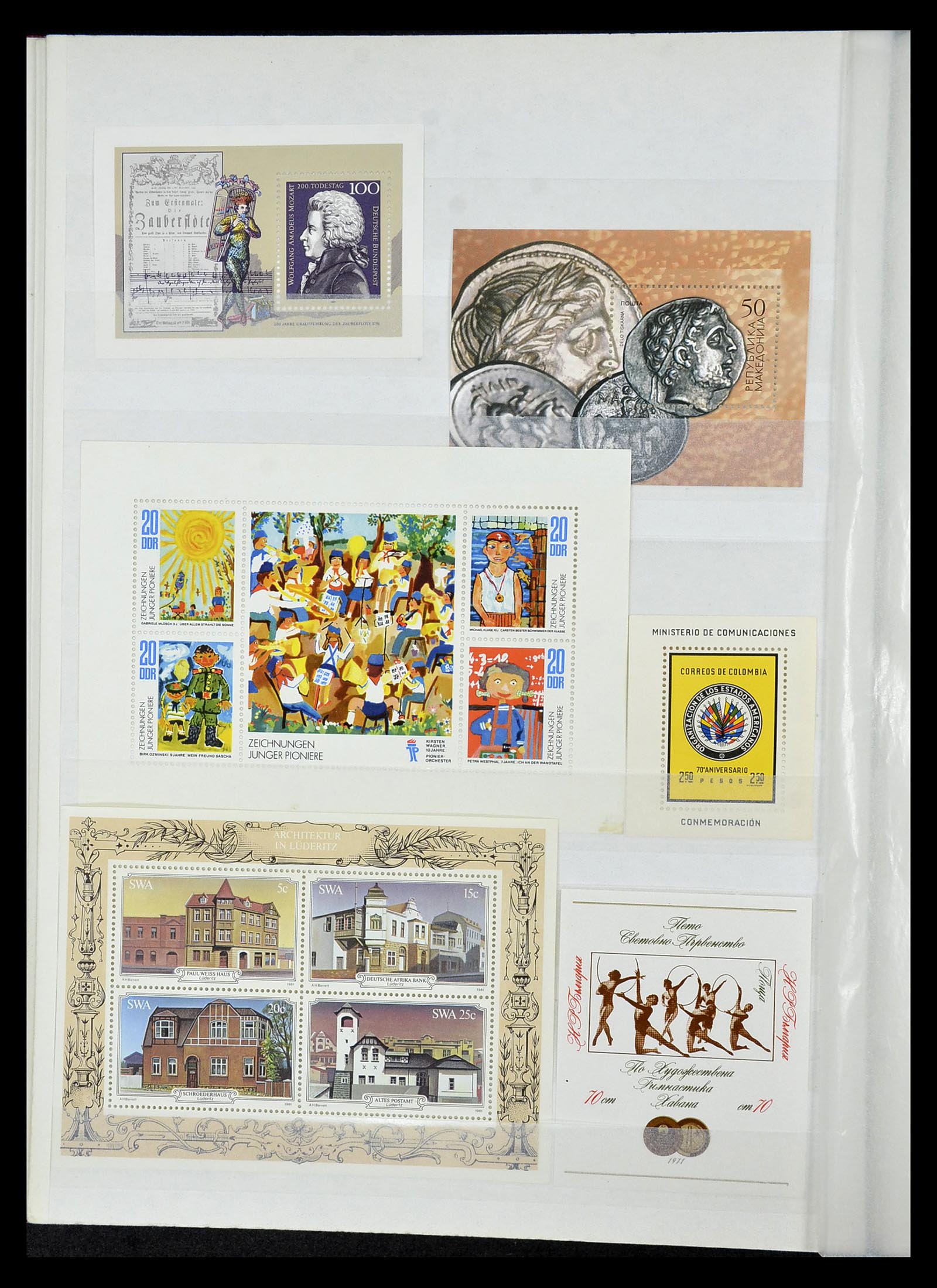 34709 026 - Postzegelverzameling 34709 Wereld blokken 1938-2017!