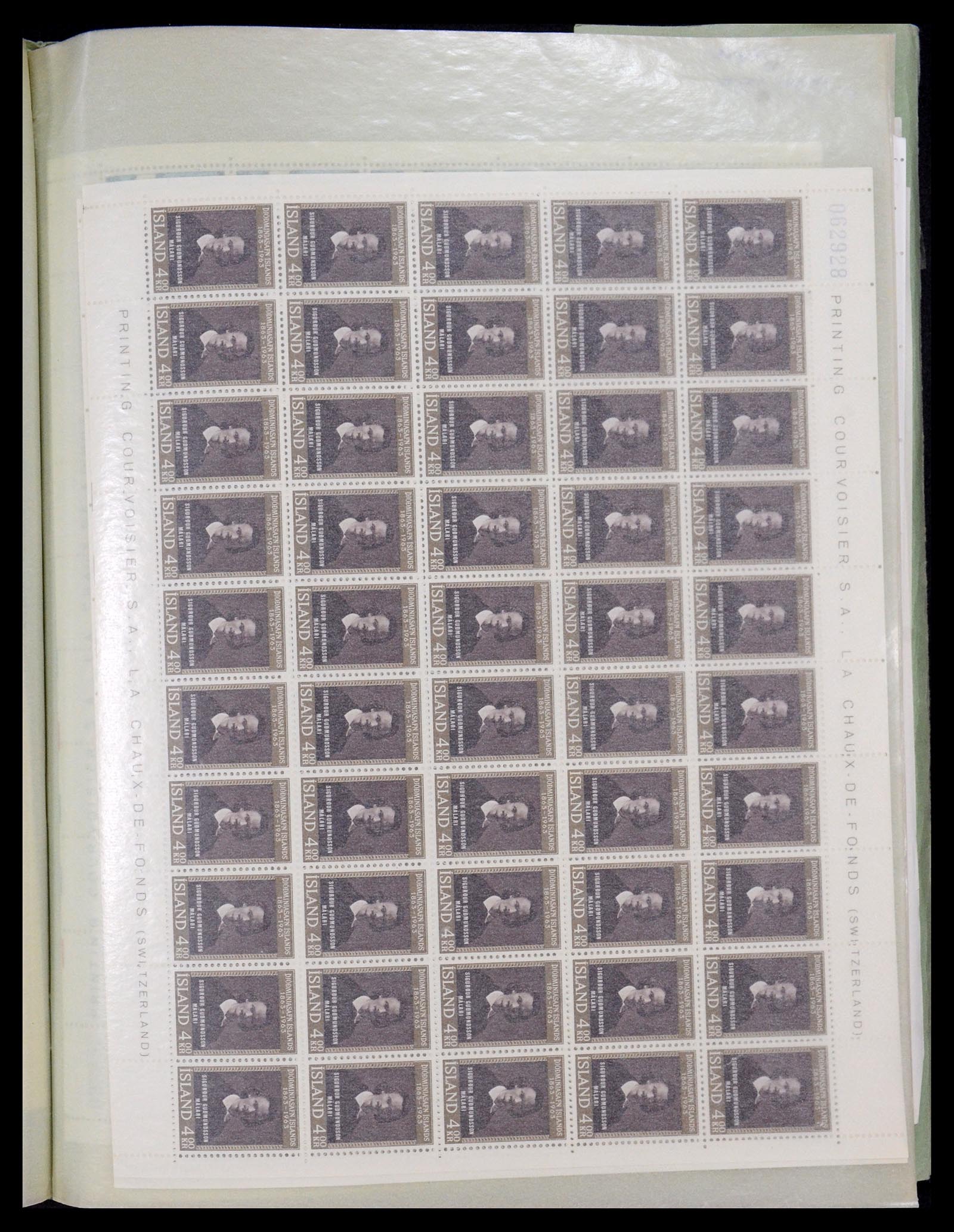 34722 007 - Postzegelverzameling 34722 IJsland 1944-1986.