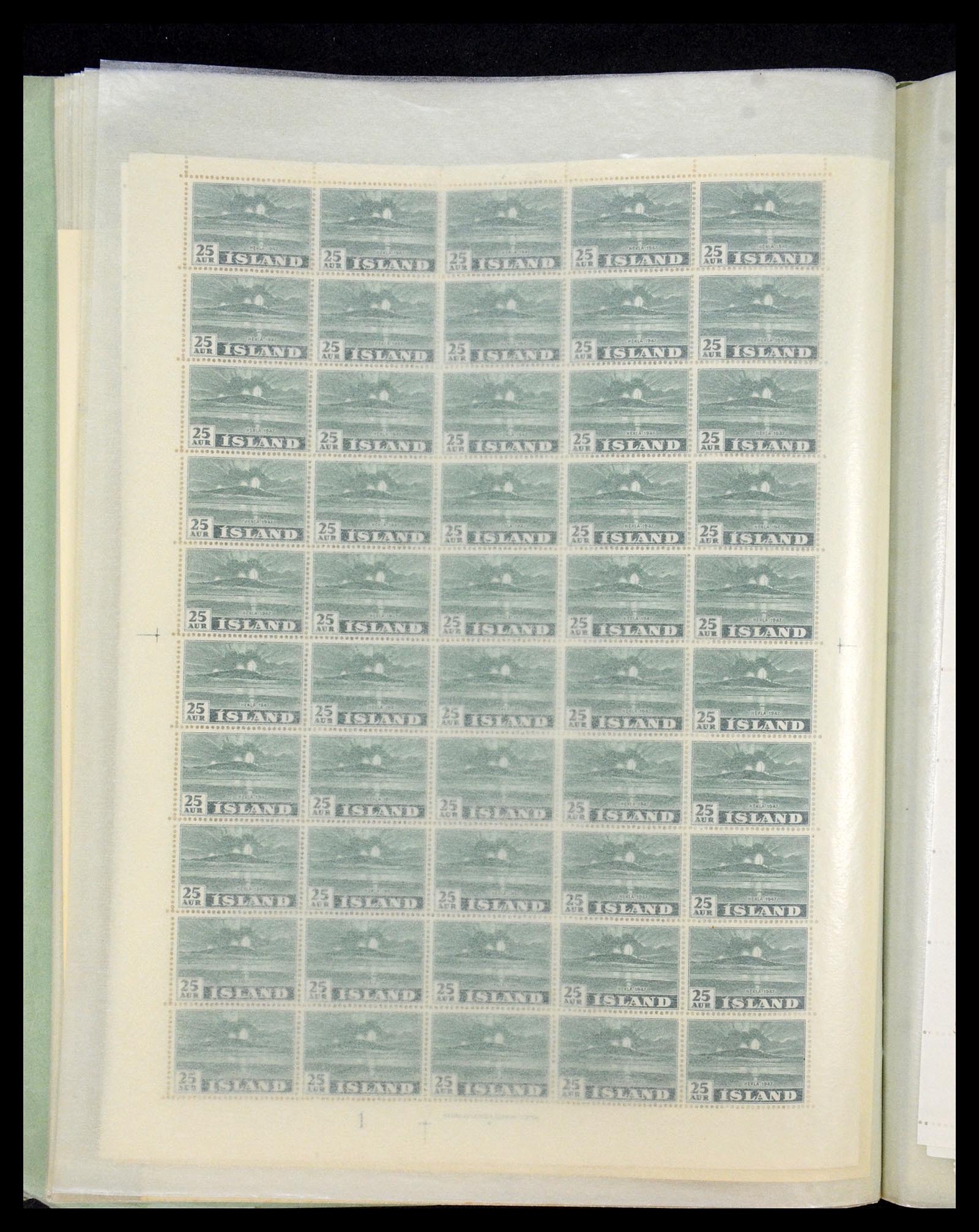34722 020 - Postzegelverzameling 34722 IJsland 1944-1986.