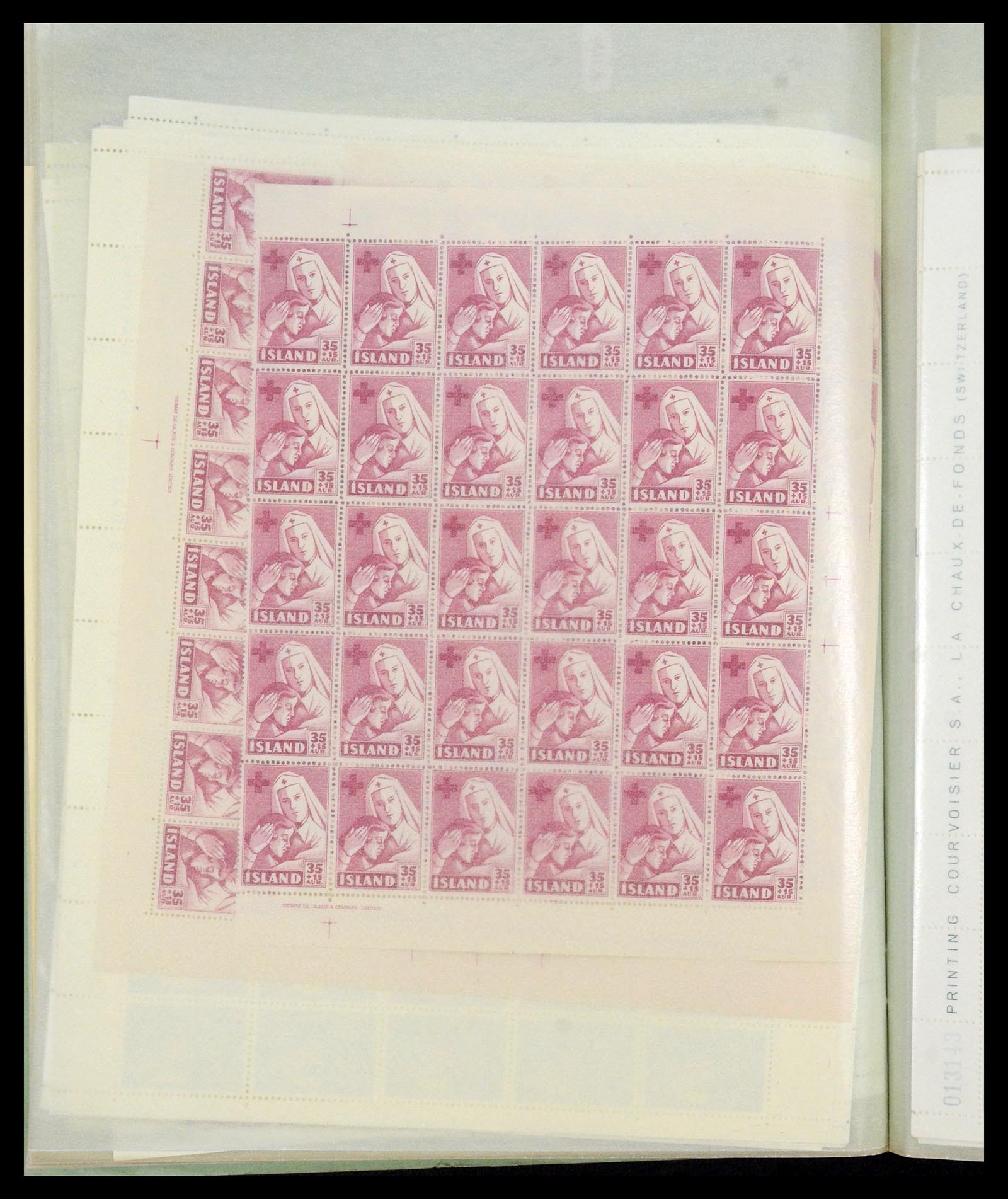 34722 024 - Postzegelverzameling 34722 IJsland 1944-1986.