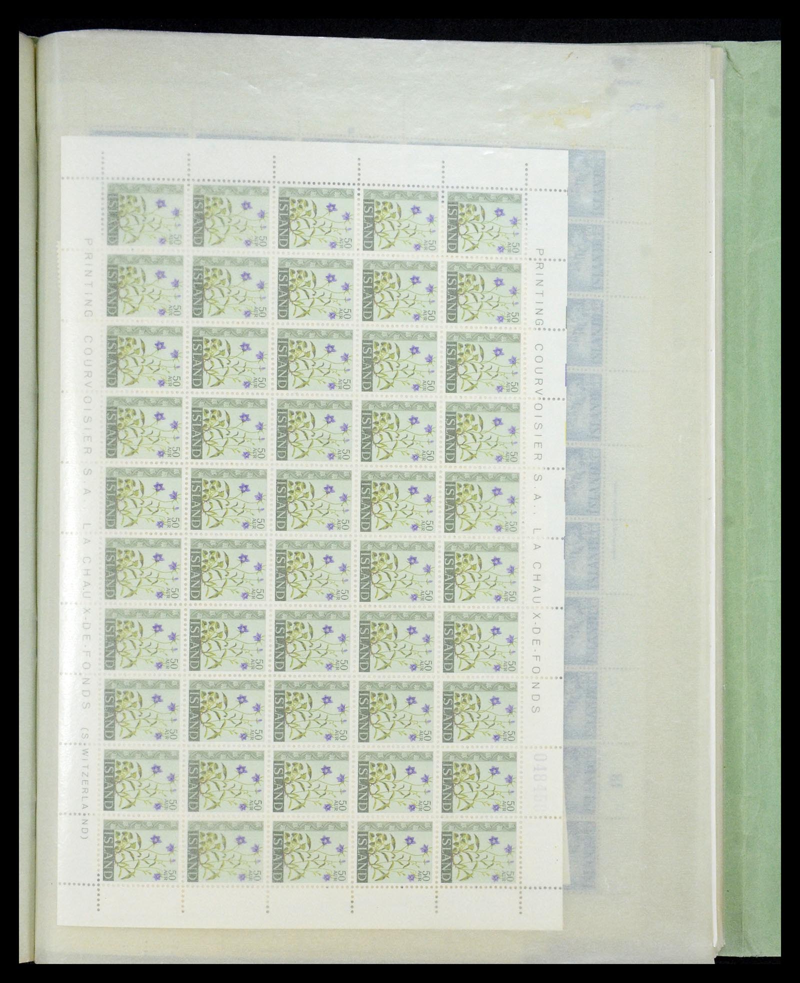 34722 041 - Stamp Collection 34722 Iceland 1944-1986.