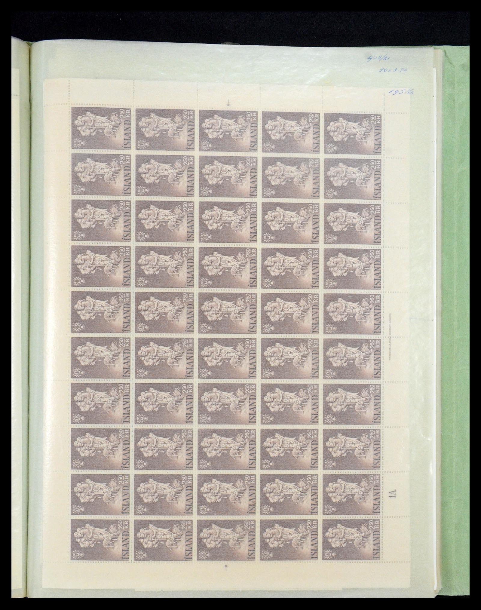 34722 045 - Postzegelverzameling 34722 IJsland 1944-1986.