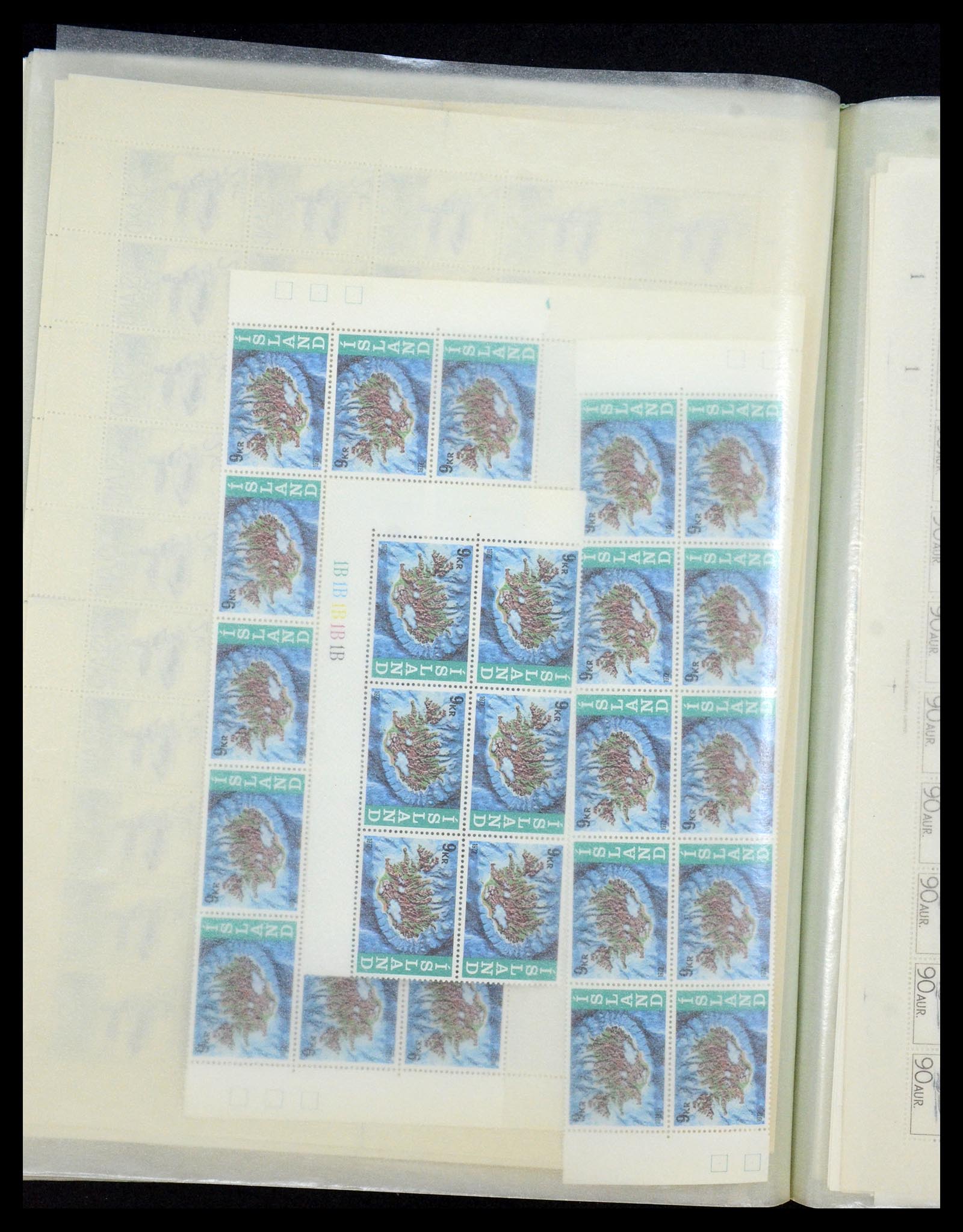 34722 048 - Postzegelverzameling 34722 IJsland 1944-1986.