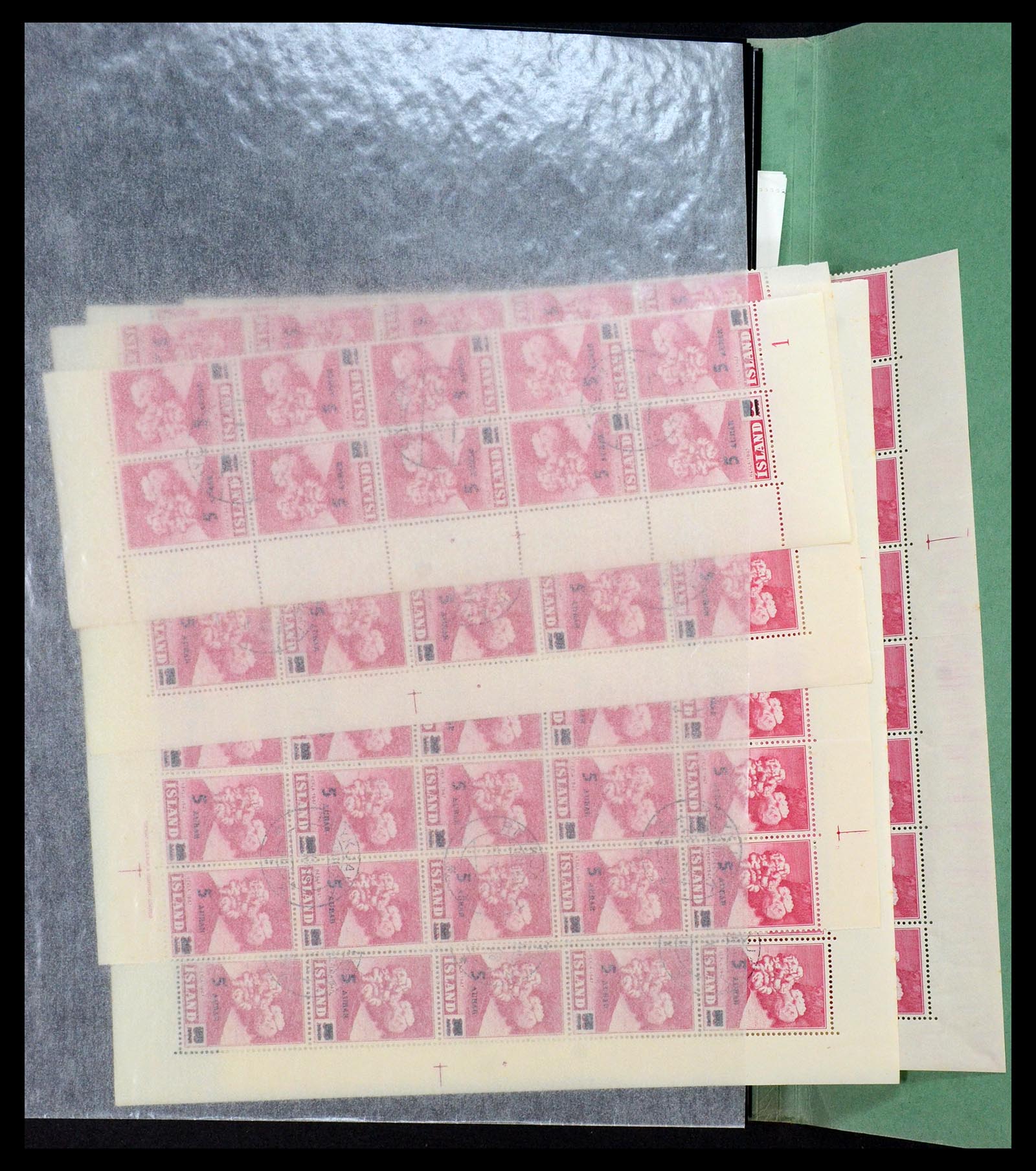 34722 089 - Postzegelverzameling 34722 IJsland 1944-1986.