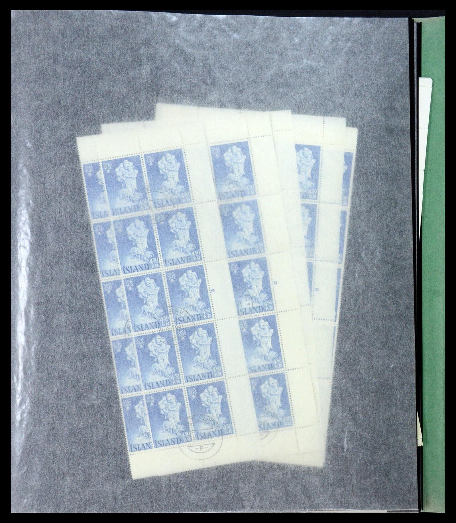34722 093 - Stamp Collection 34722 Iceland 1944-1986.