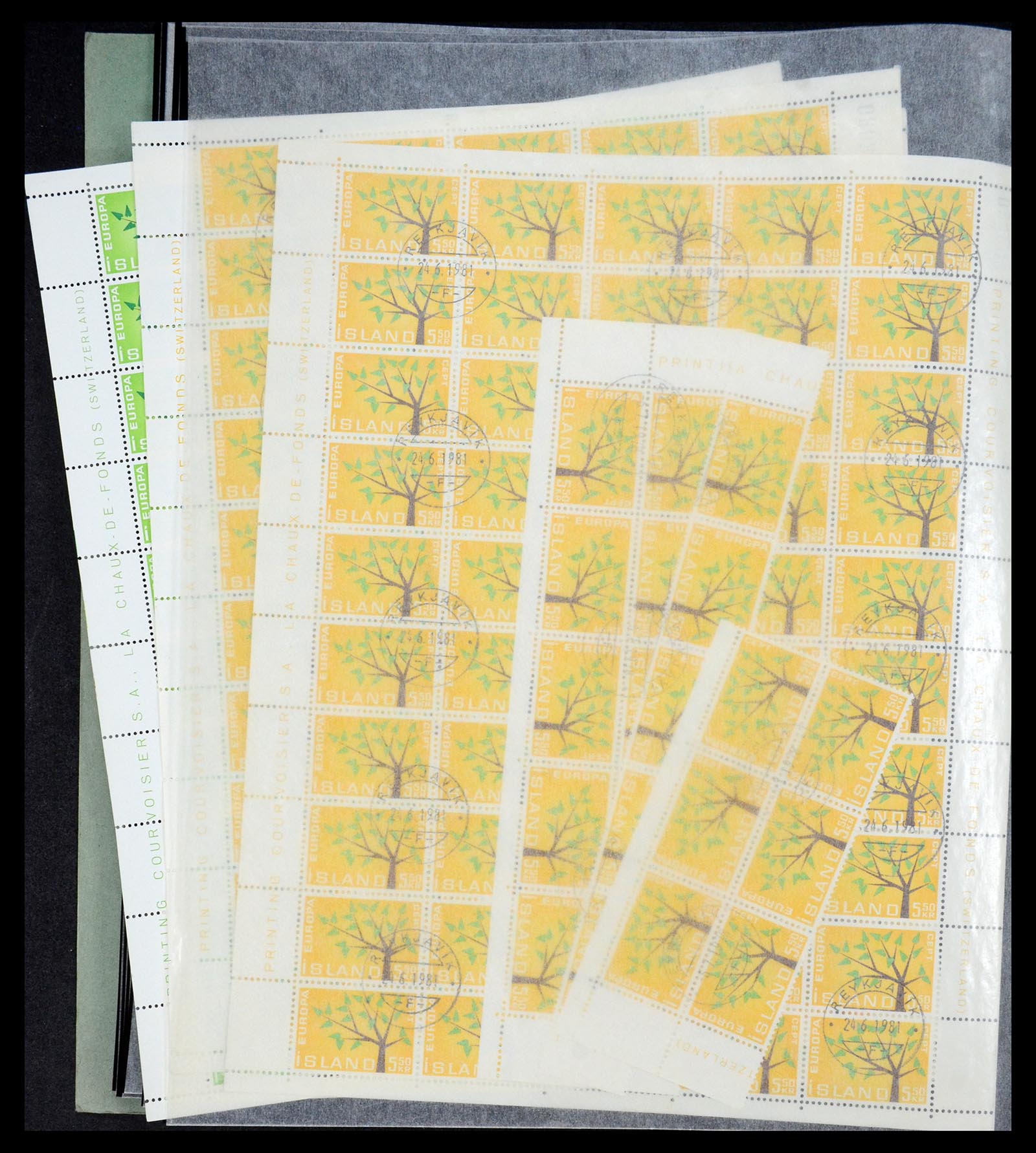 34722 098 - Postzegelverzameling 34722 IJsland 1944-1986.