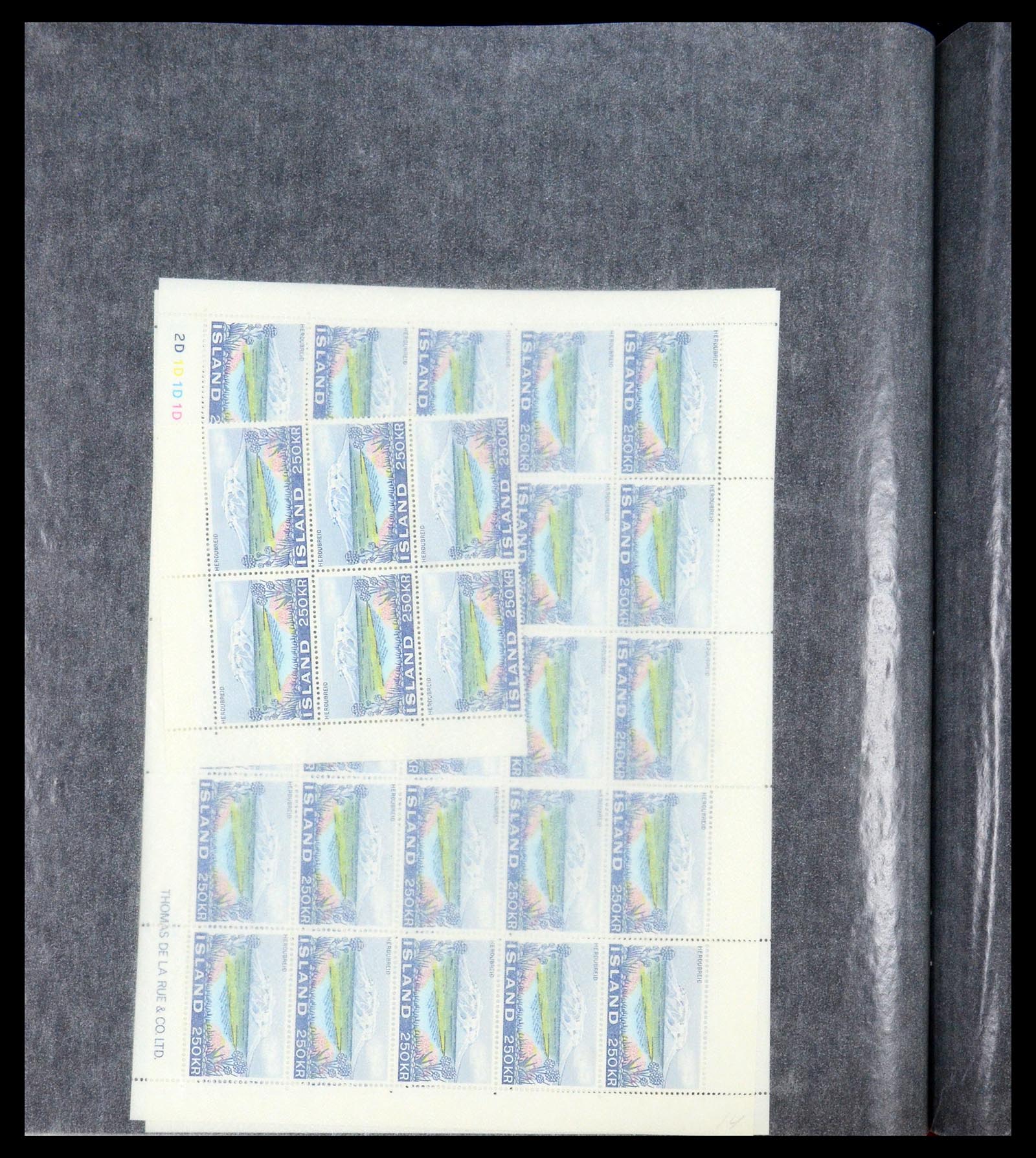 34722 203 - Postzegelverzameling 34722 IJsland 1944-1986.