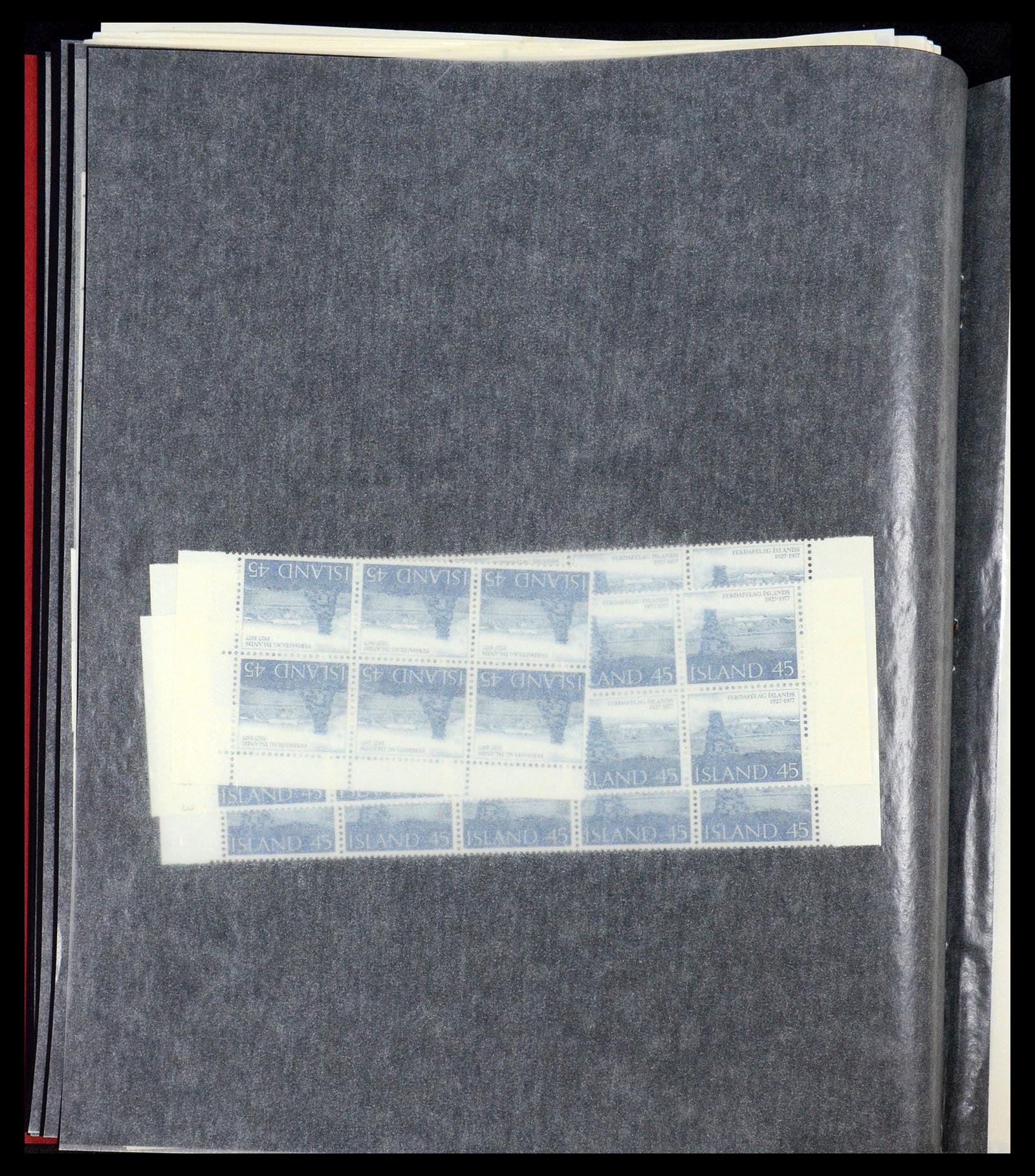 34722 219 - Postzegelverzameling 34722 IJsland 1944-1986.