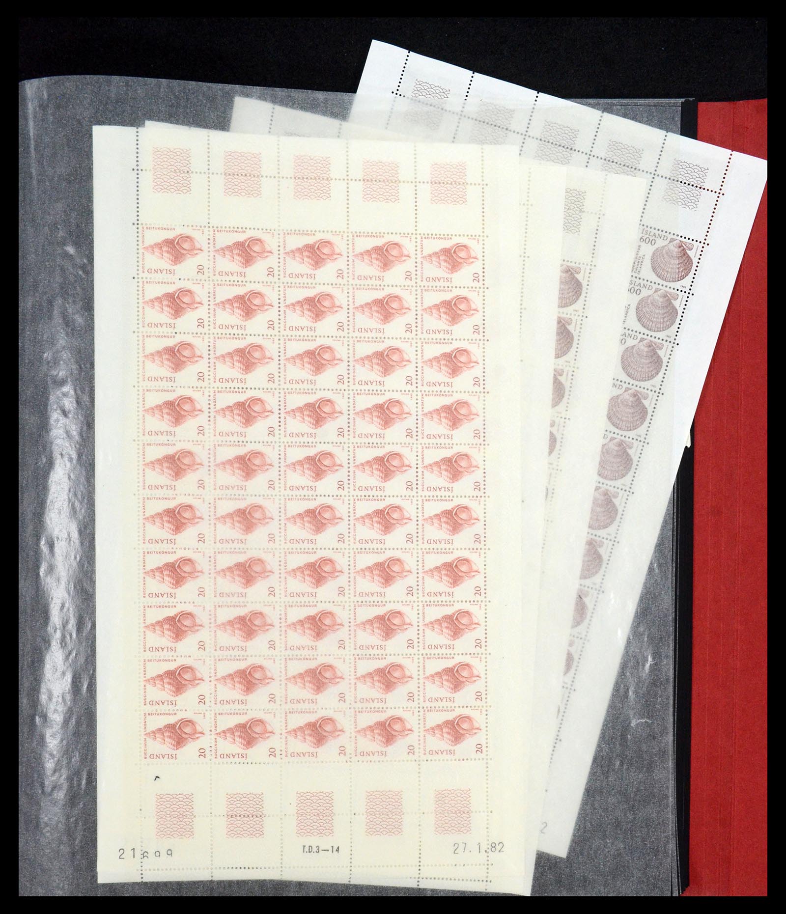 34722 239 - Postzegelverzameling 34722 IJsland 1944-1986.