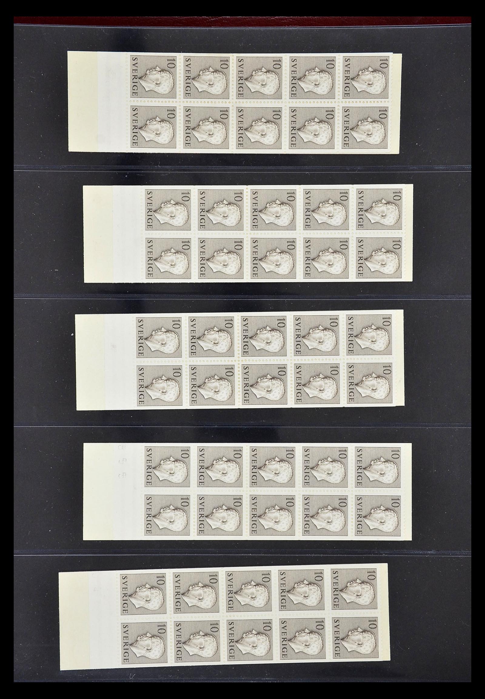 34760 066 - Stamp Collection 34760 Sweden stamp booklets 1945-1973.