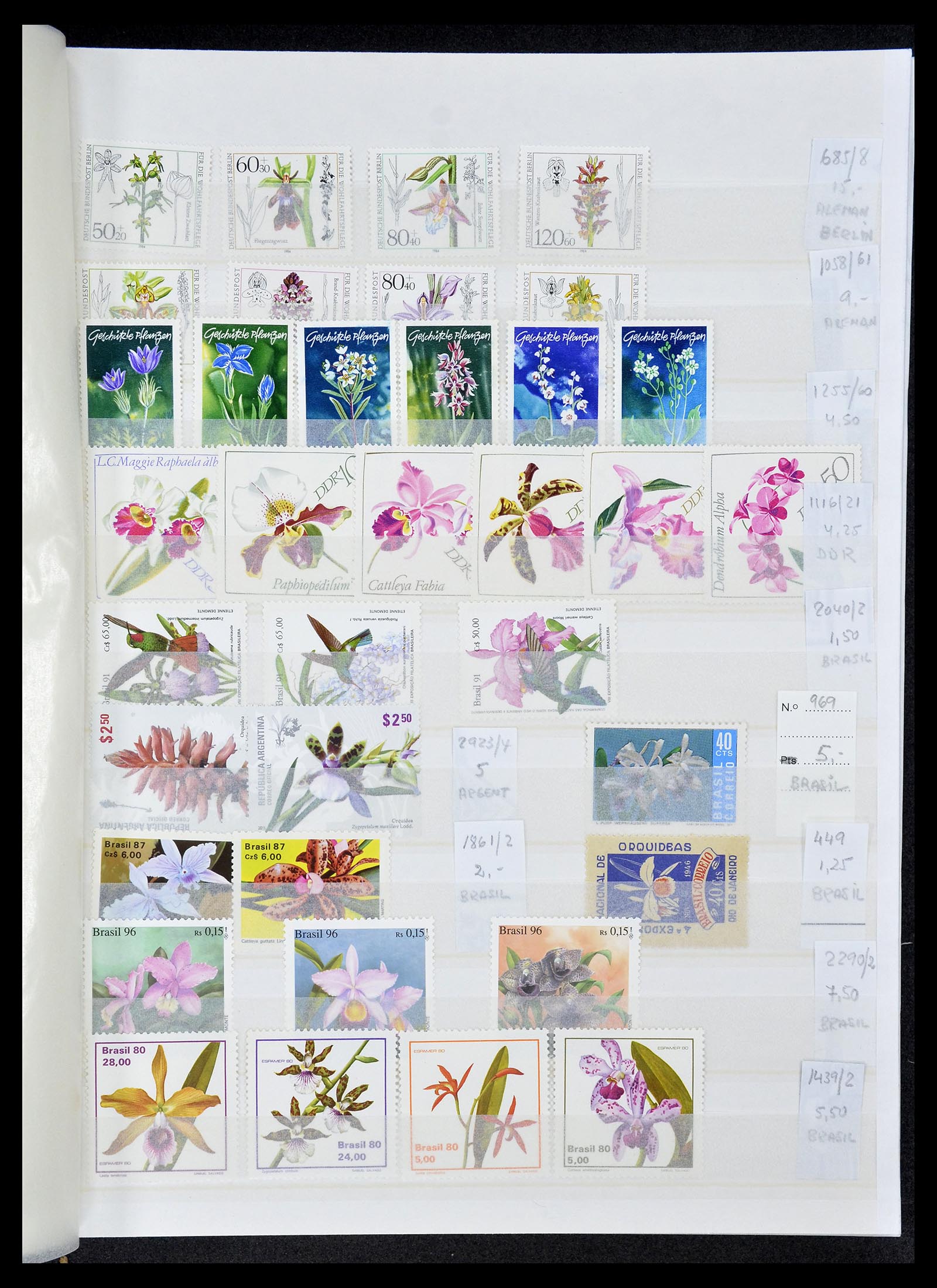 34777 001 - Postzegelverzameling 34777 Orchideeën 1946-2013.