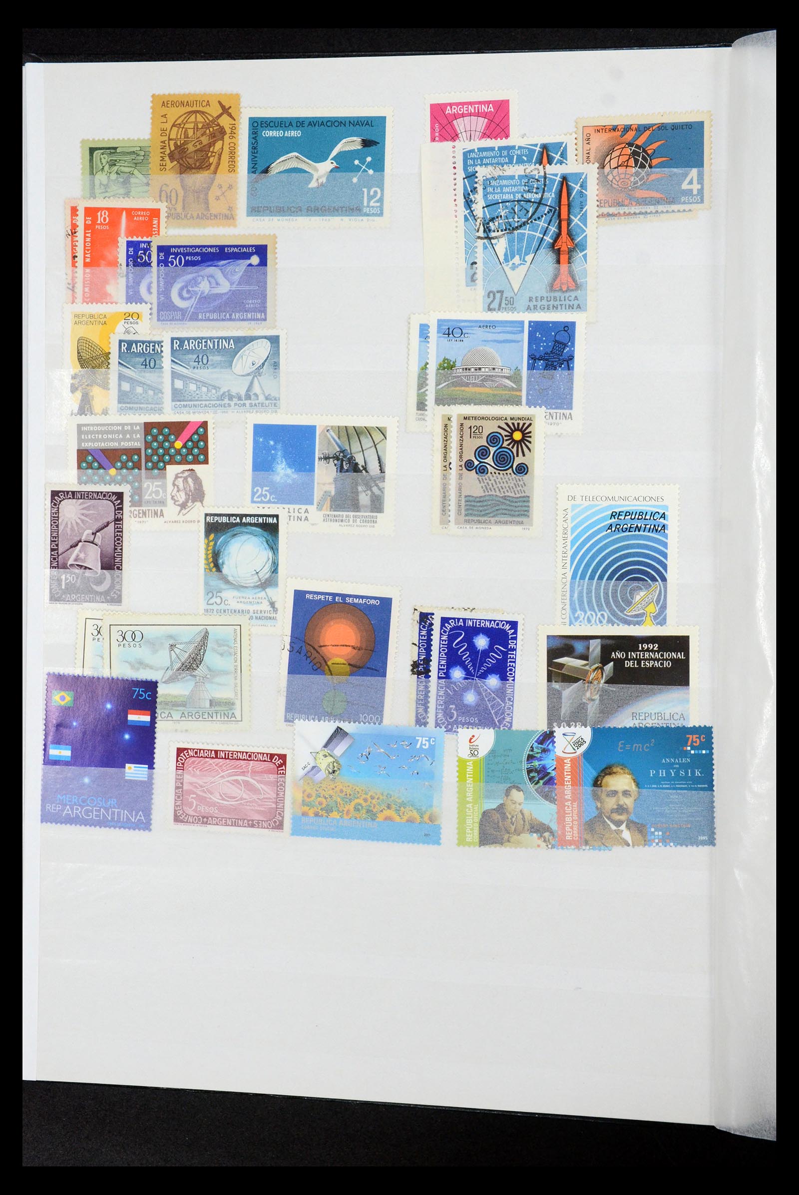 34782 008 - Stamp Collection 34782 Motif space travel, astrology, astronomy 1960-201