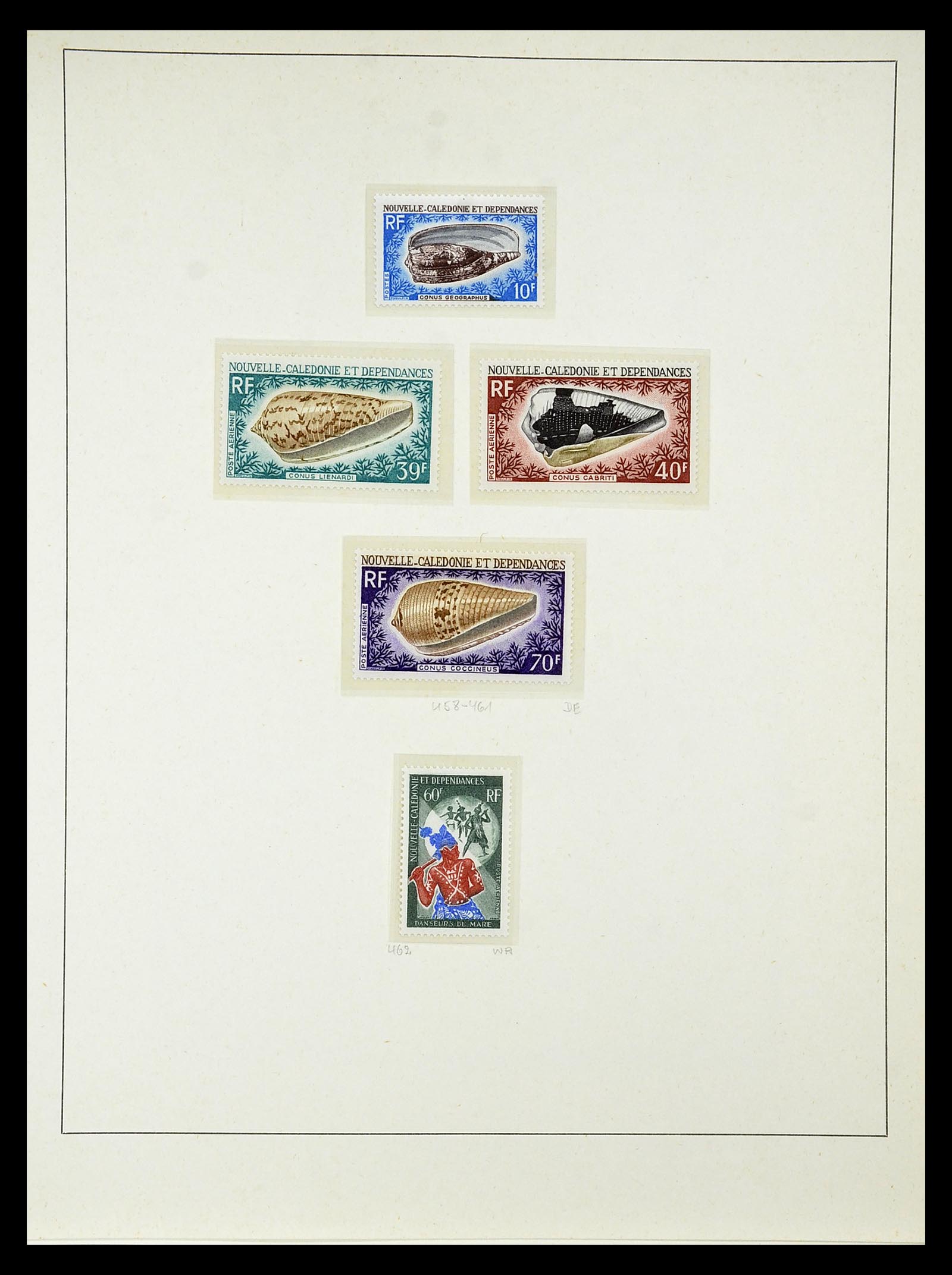 34823 010 - Postzegelverzameling 34823 Nieuw Caledonië luchtpost 1933-1985.