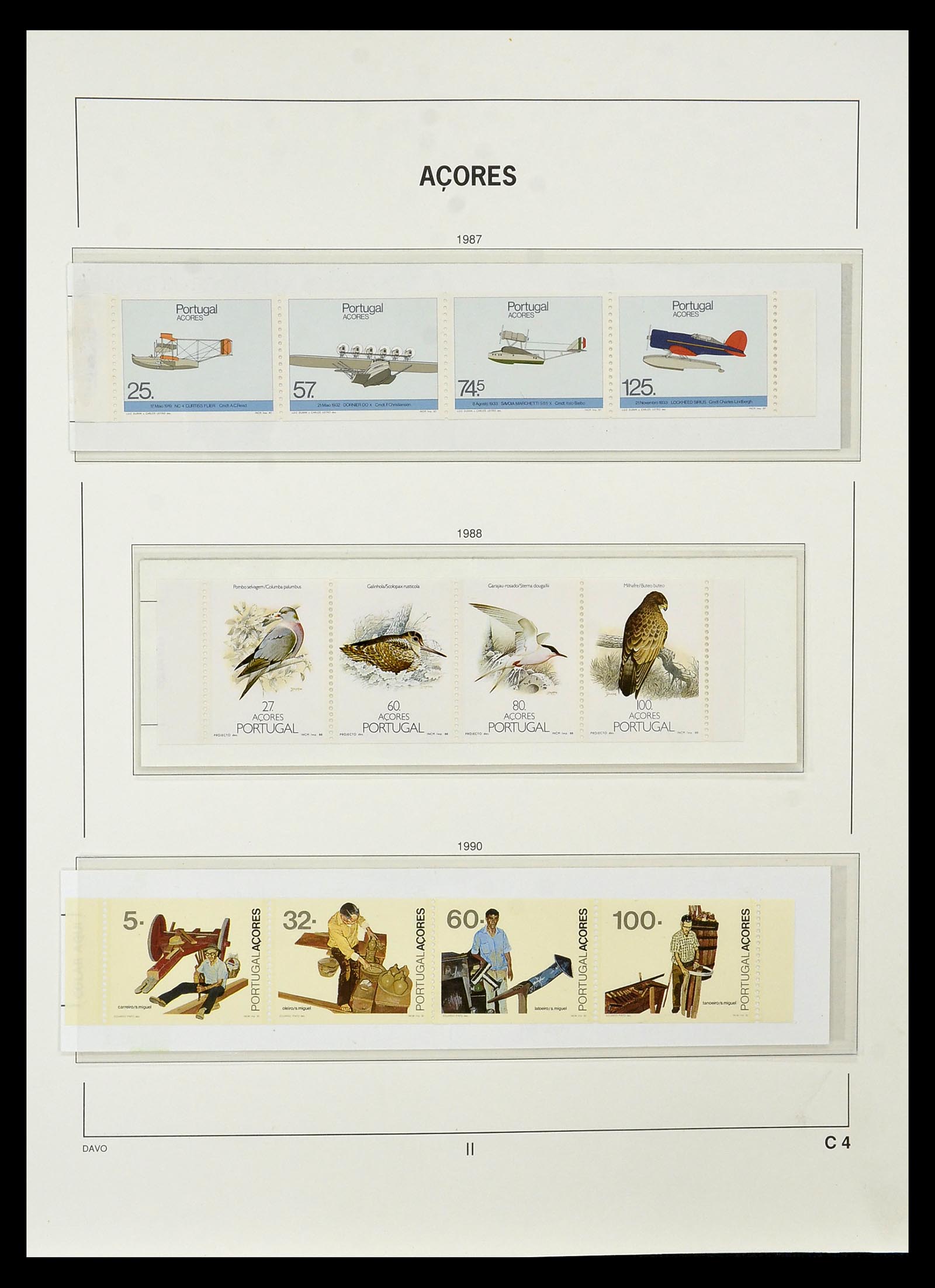 34840 056 - Postzegelverzameling 34840 Azoren en Madeira 1980-2005.