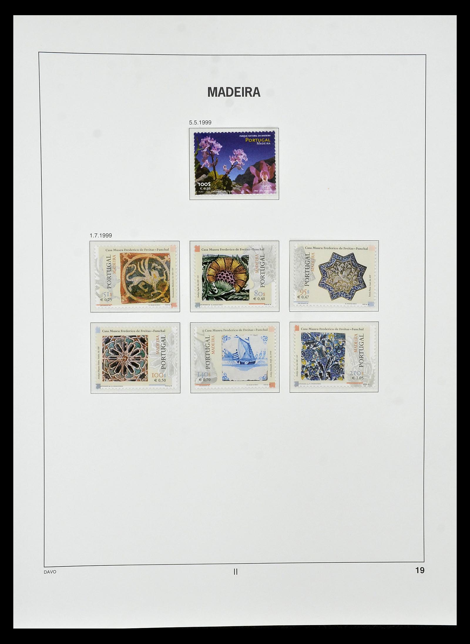 34840 077 - Stamp Collection 34840 Azores and Madeira 1980-2005.