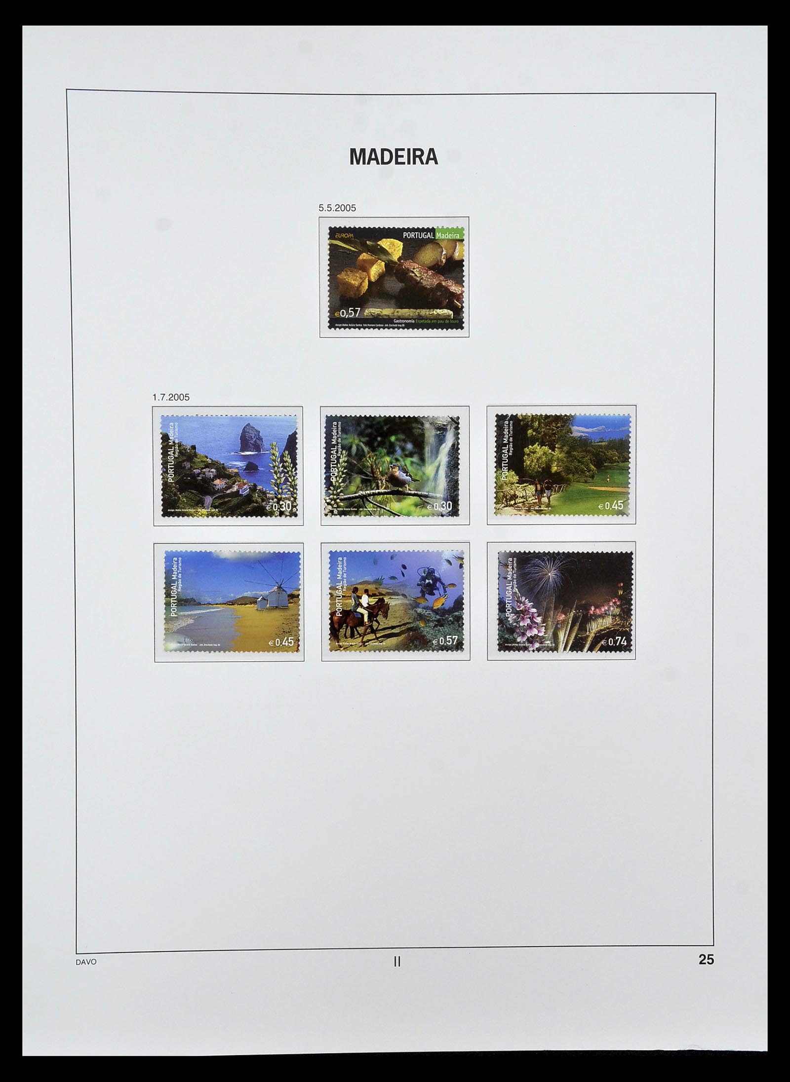 34840 083 - Postzegelverzameling 34840 Azoren en Madeira 1980-2005.