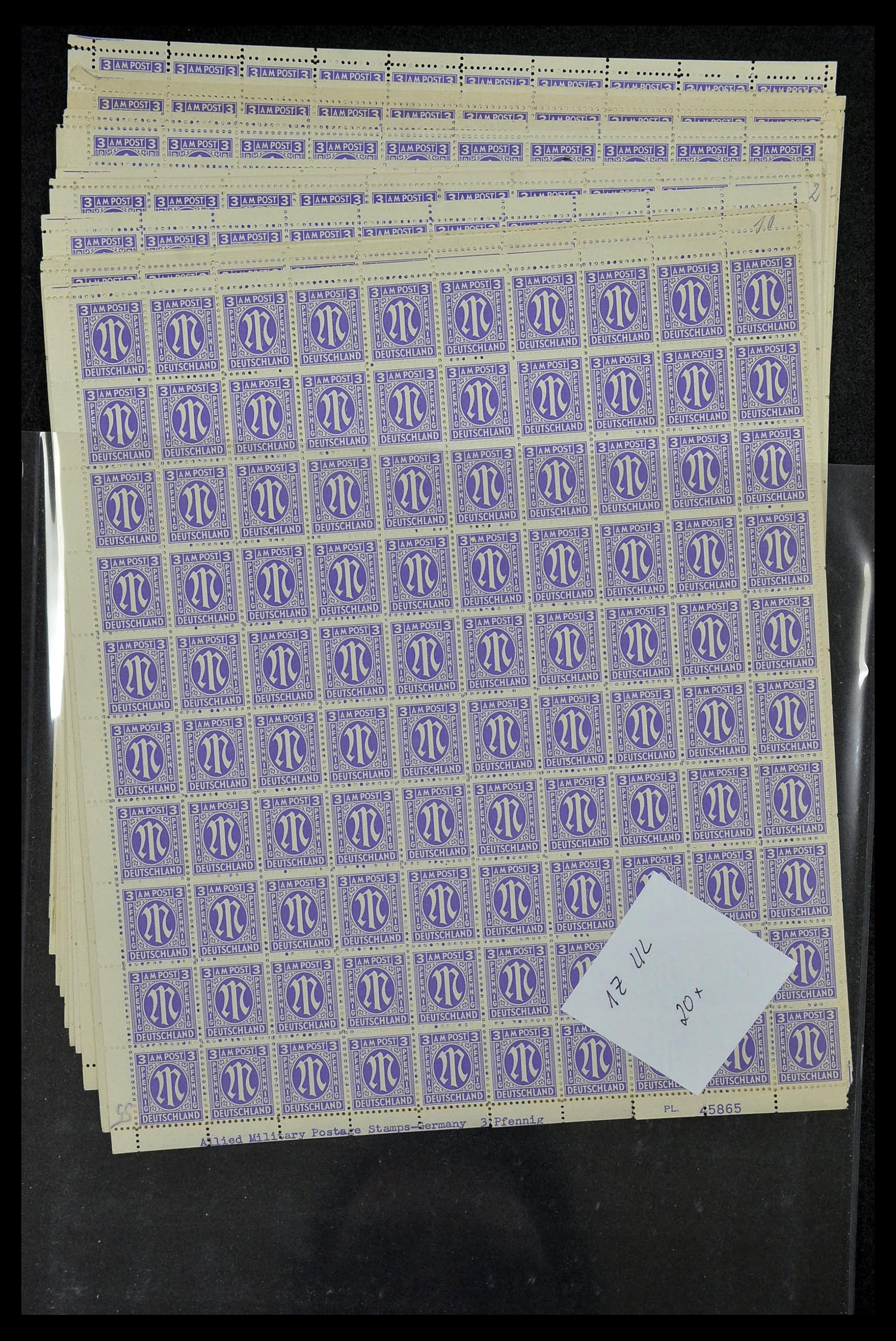 34886 002 - Stamp Collection 34886 Allied occupation 1945.