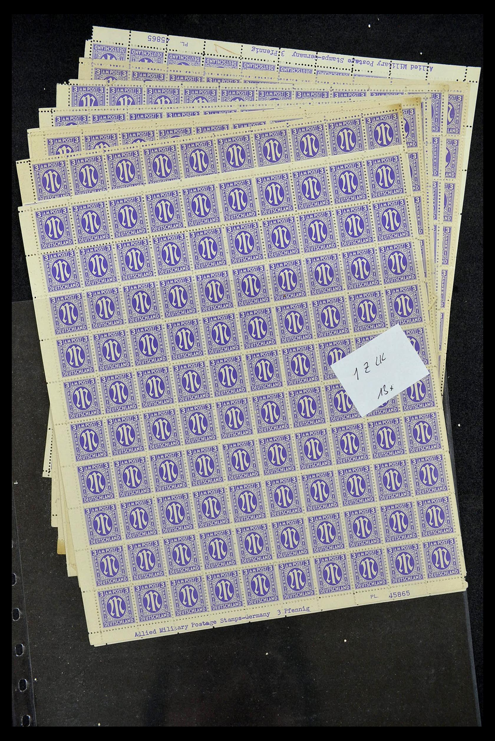 34886 009 - Stamp Collection 34886 Allied occupation 1945.