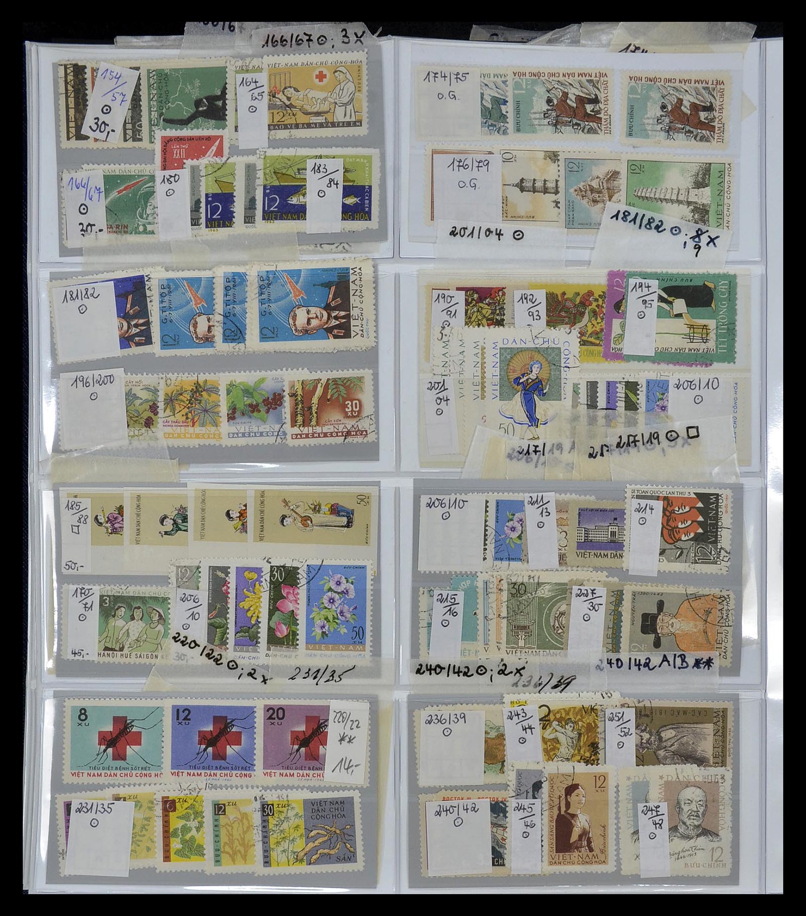 34891 071 - Stamp Collection 34891 Middle East and Asia 1880-1980.
