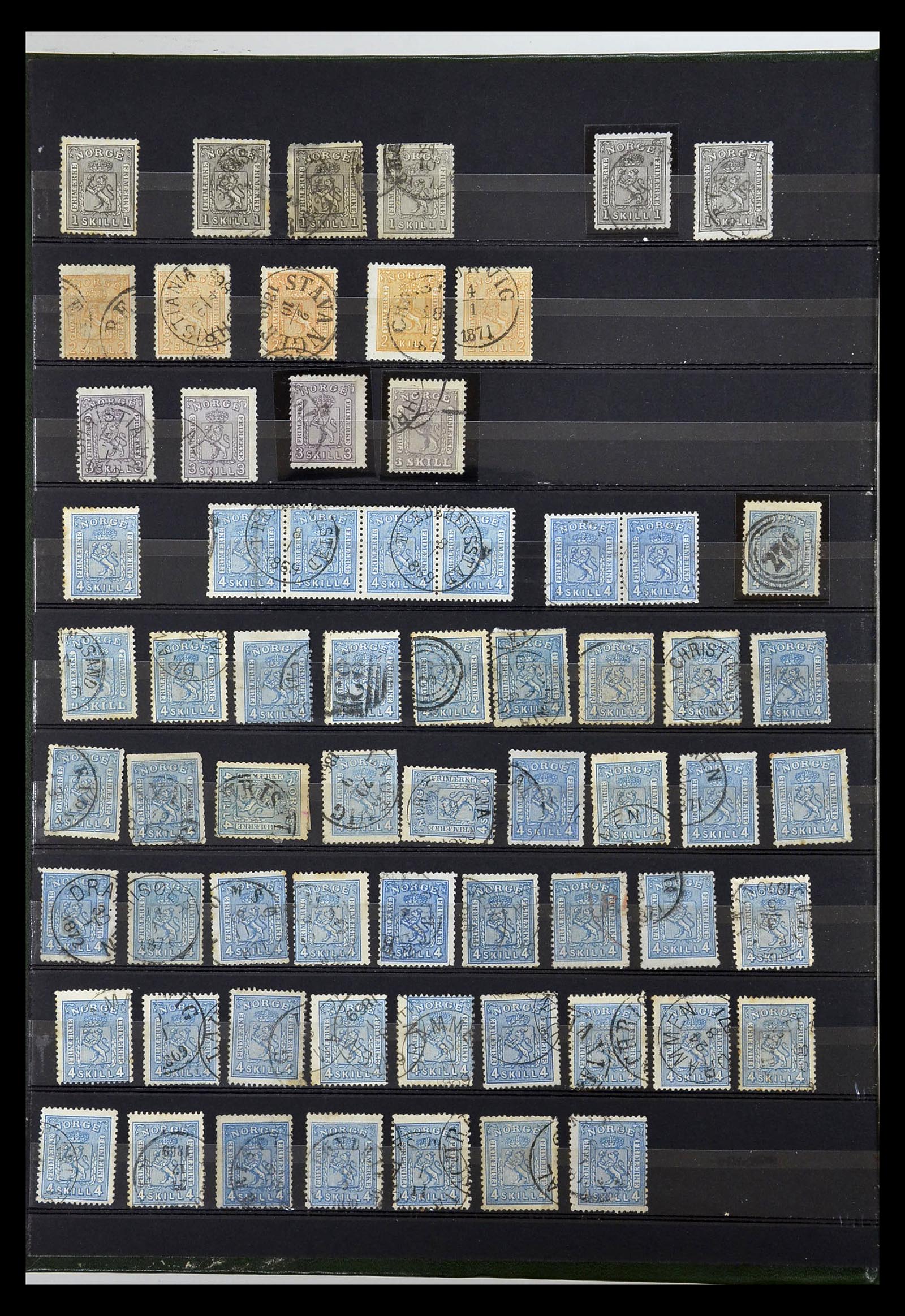 34895 004 - Postzegelverzameling 34895 Noorwegen 1855-1910.