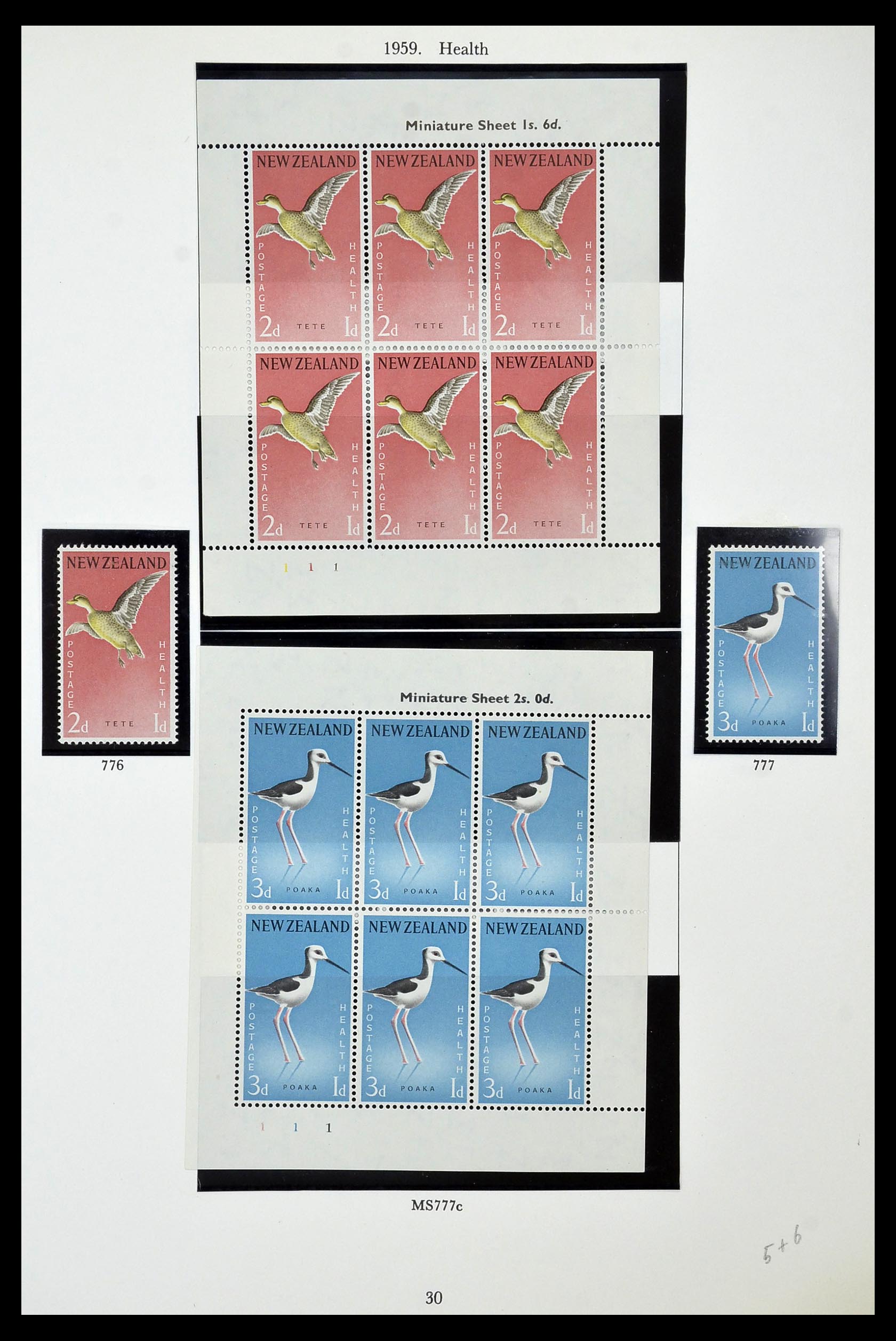 34934 030 - Stamp Collection 34934 New Zealand 1858-1977.