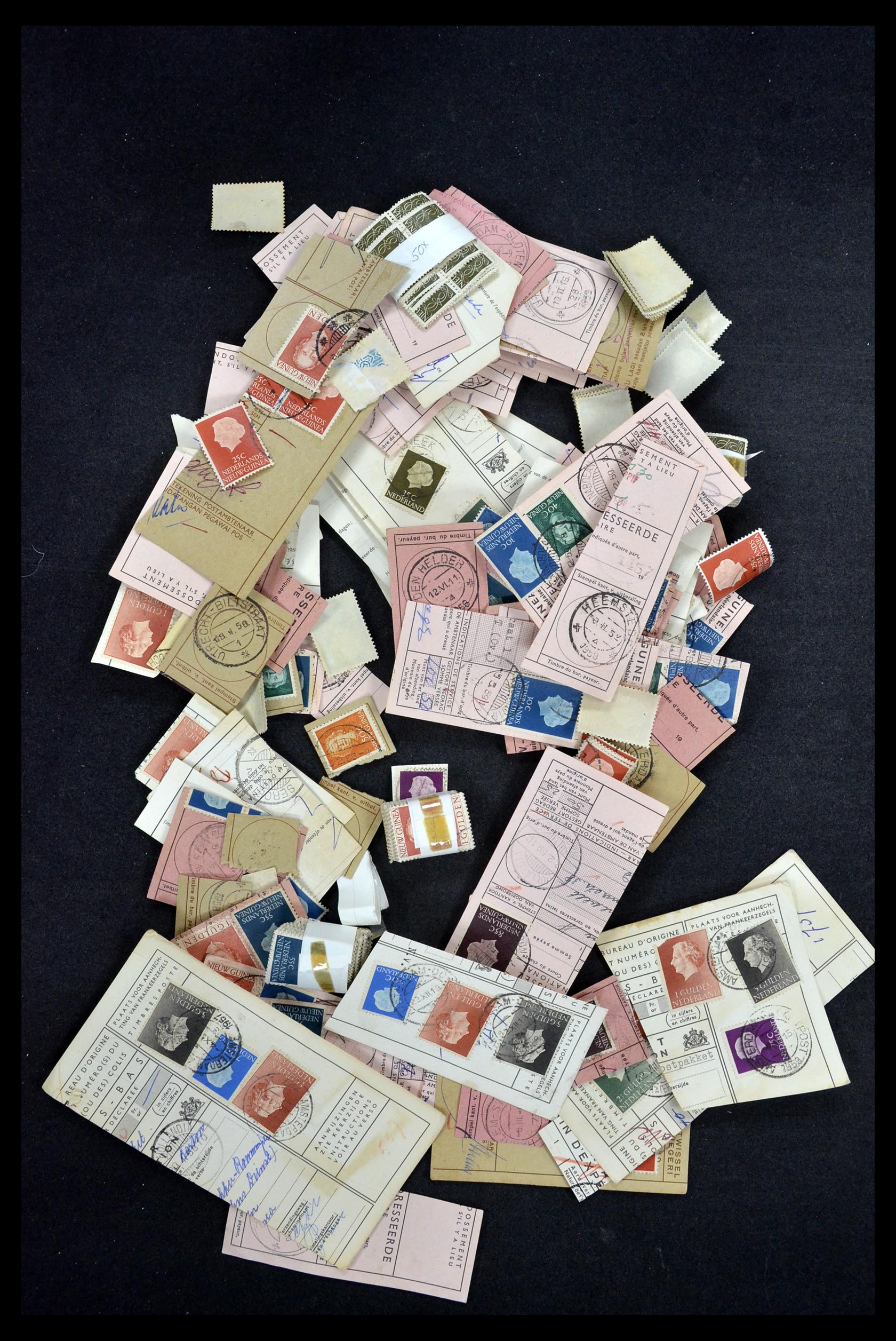 34941 004 - Postzegelverzameling 34941 Nederlands Nieuw Guinea 1950-1962.