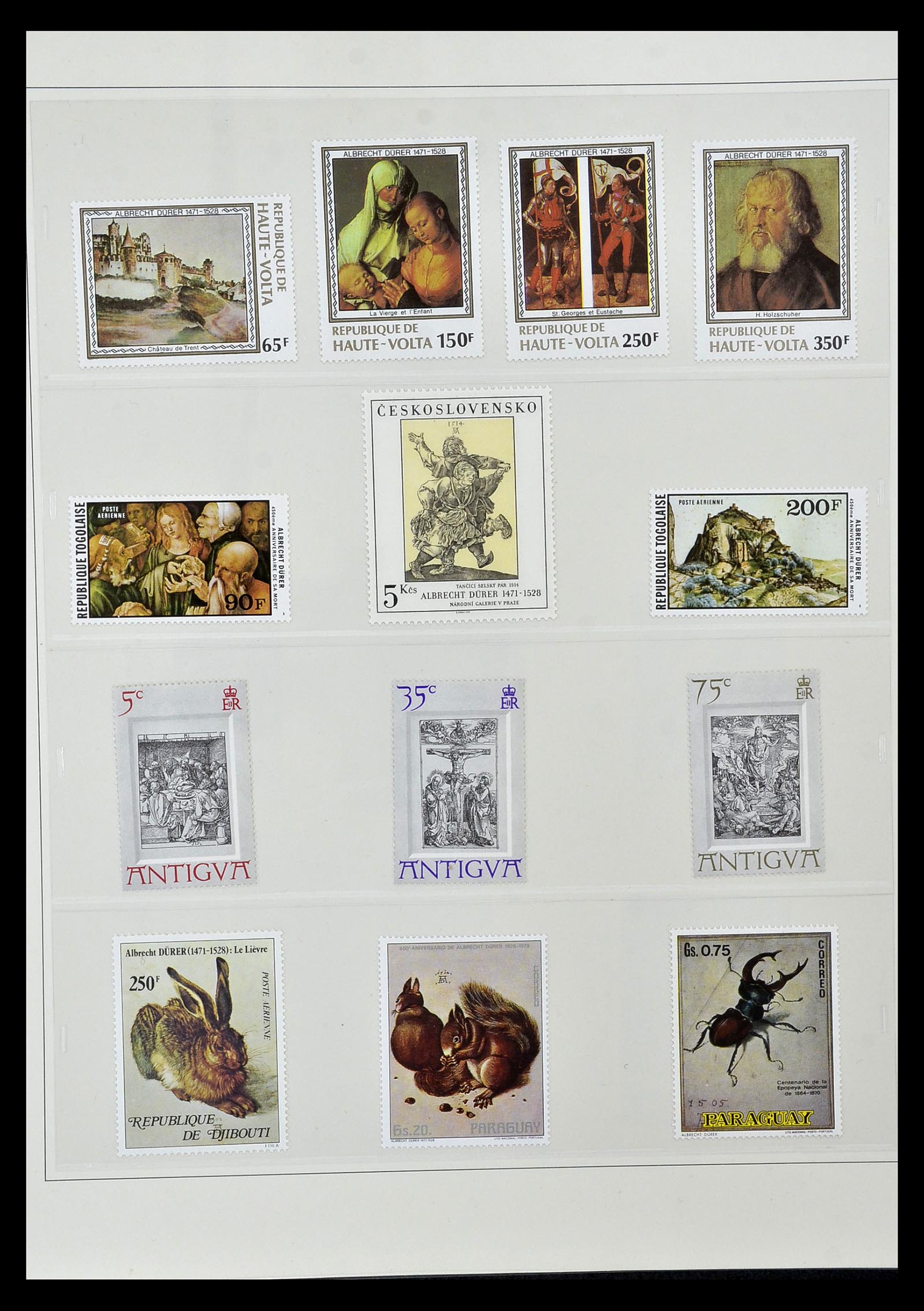 34946 067 - Stamp Collection 34946 Motief Kunst en Religie.