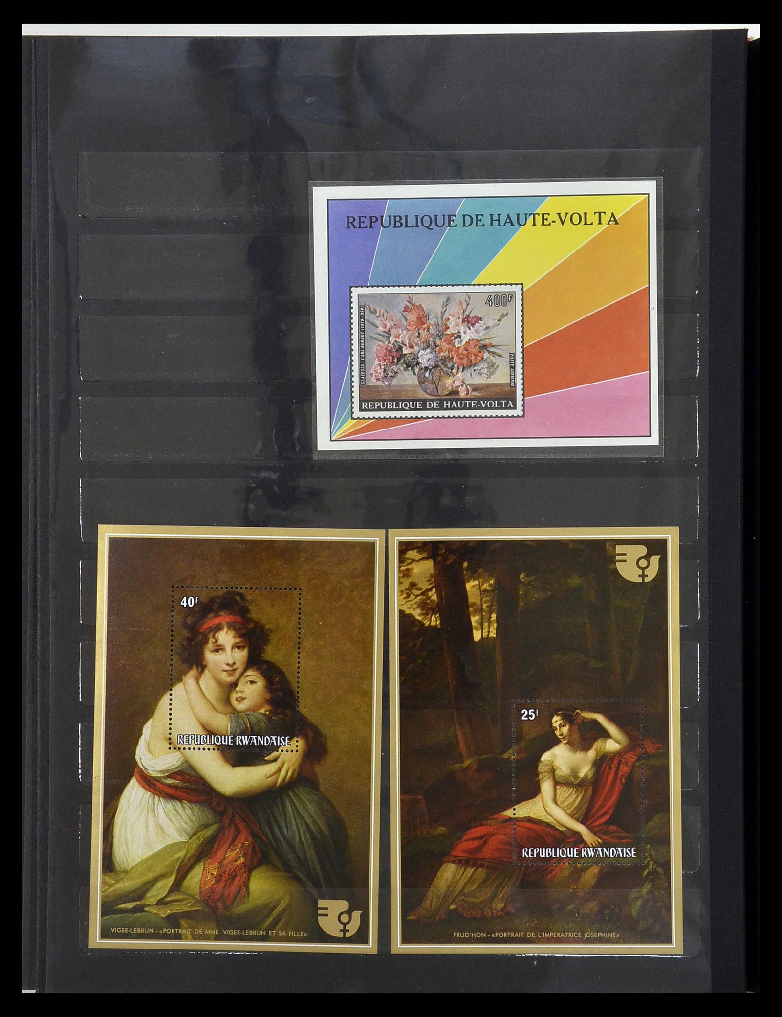 34946 489 - Stamp Collection 34946 Motief Kunst en Religie.