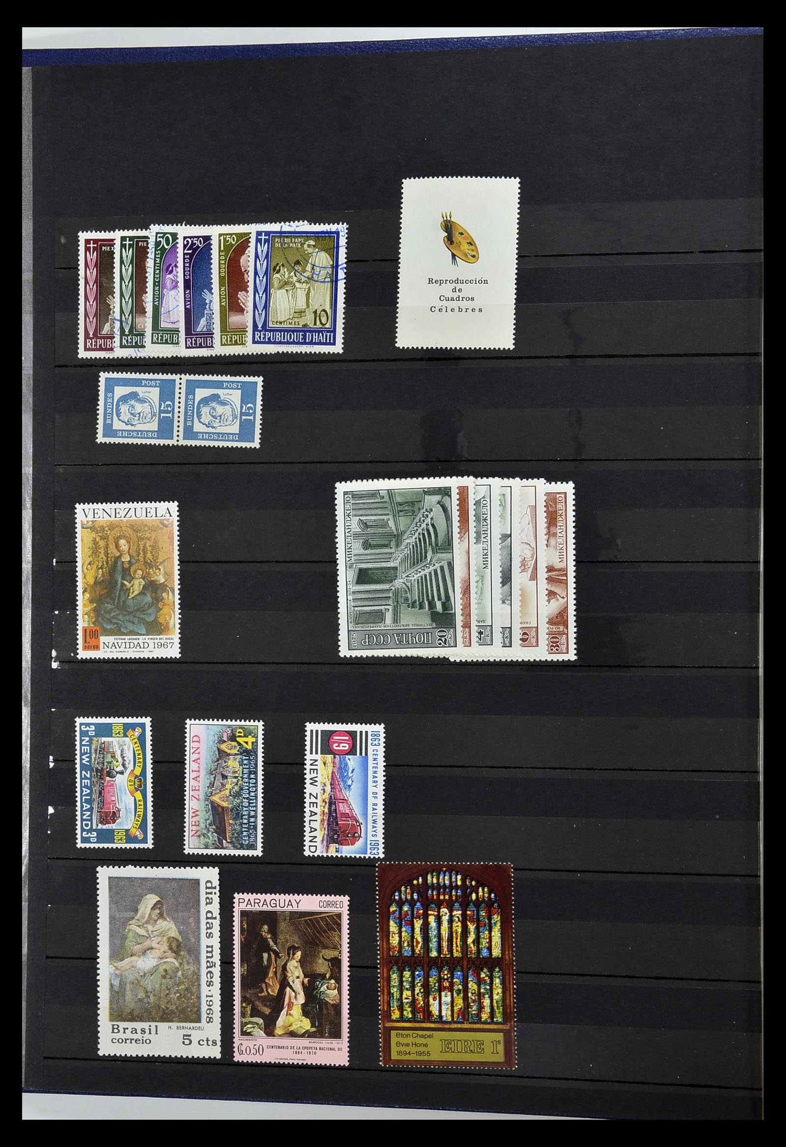 34946 495 - Stamp Collection 34946 Motief Kunst en Religie.