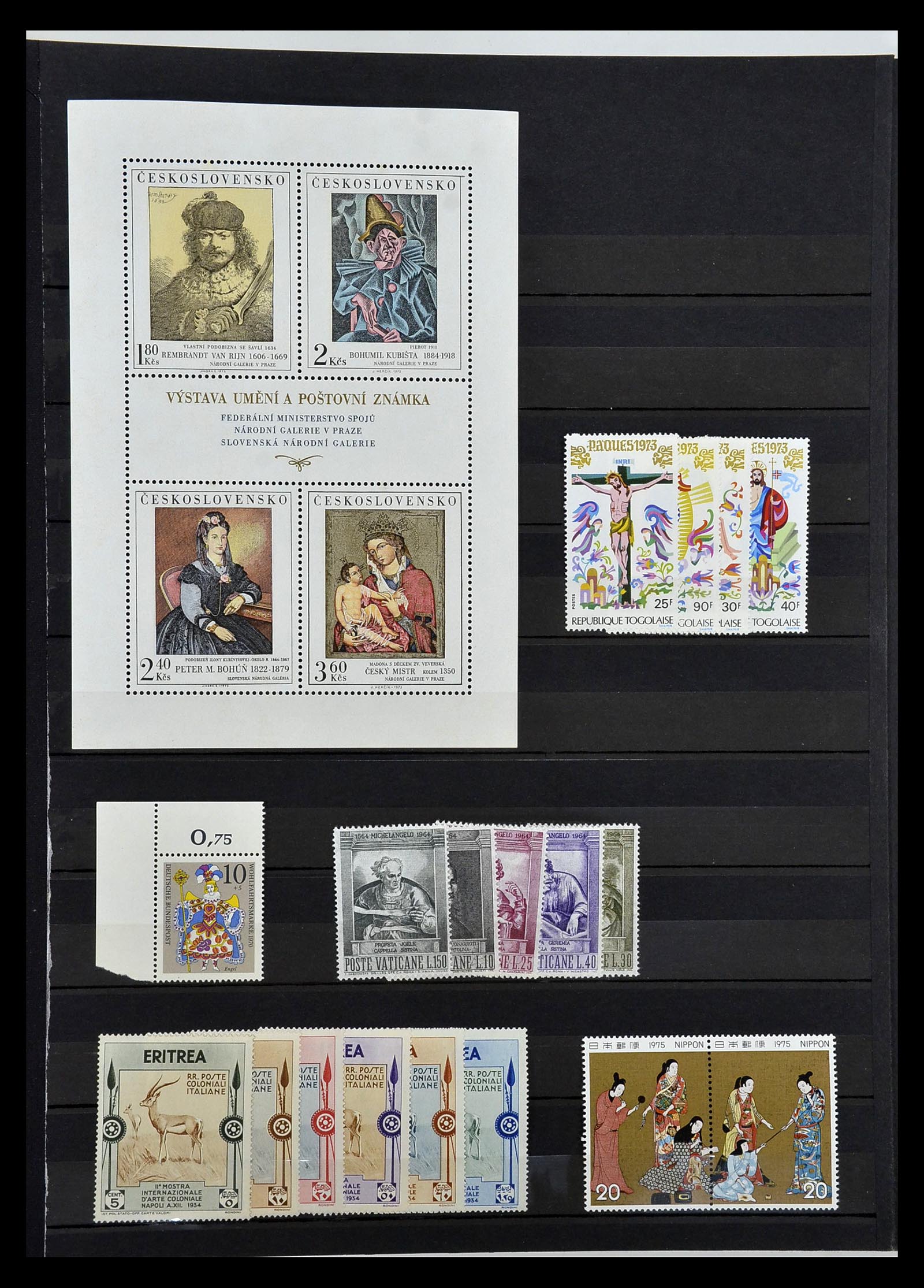 34946 496 - Stamp Collection 34946 Motief Kunst en Religie.