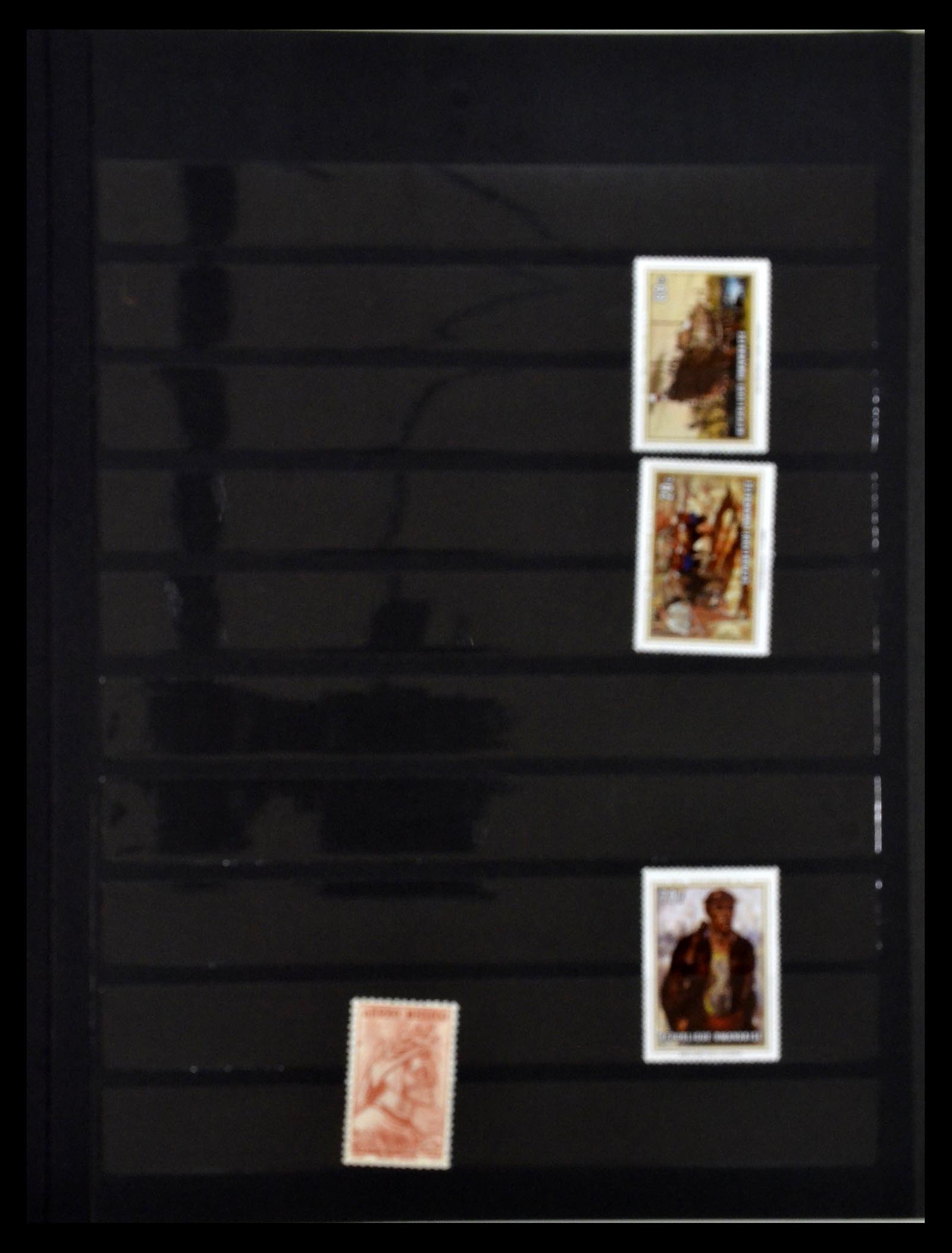 34946 518 - Stamp Collection 34946 Motief Kunst en Religie.